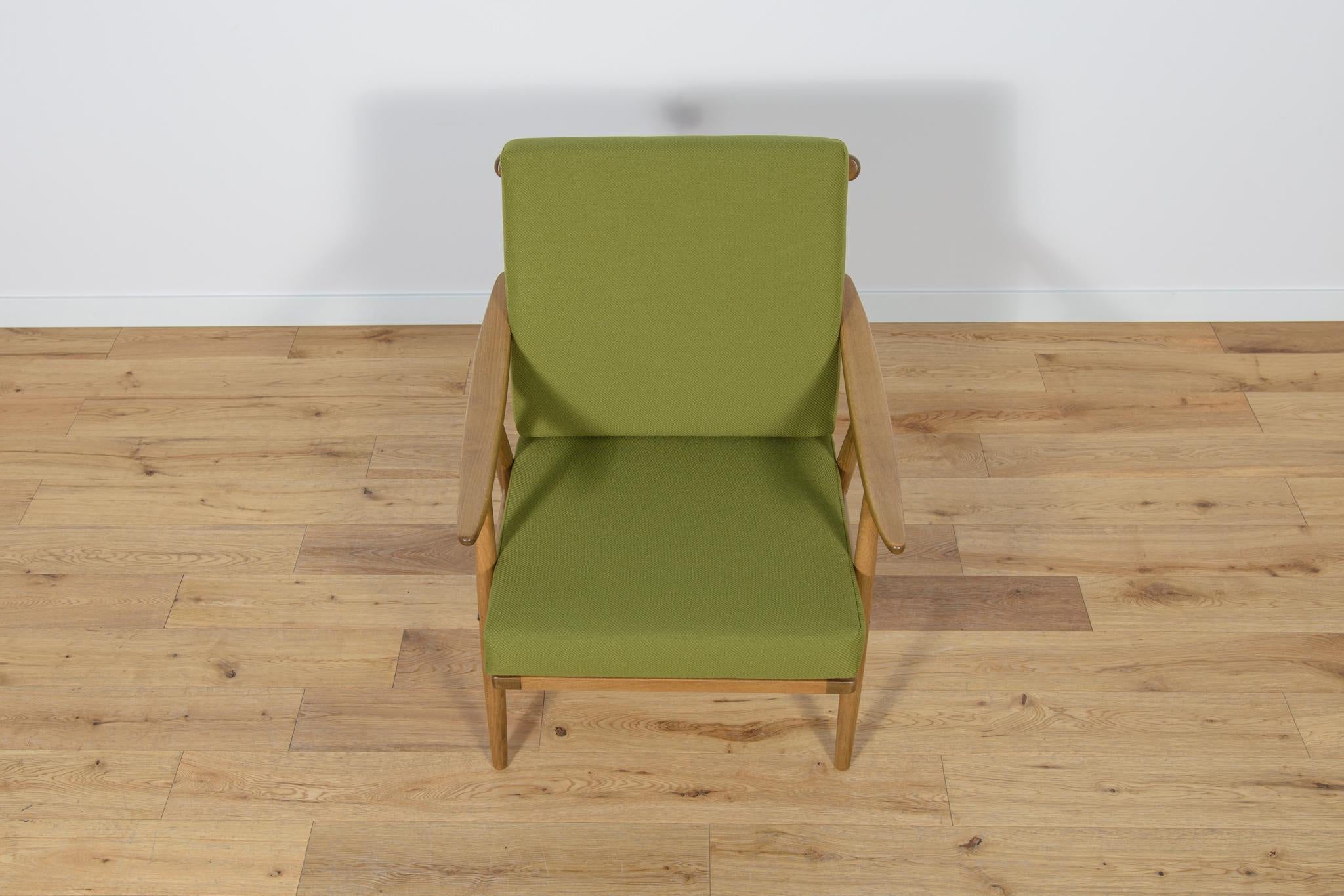 Mid-Century Modern Mid Century Armchair from Ton, 1960s For Sale