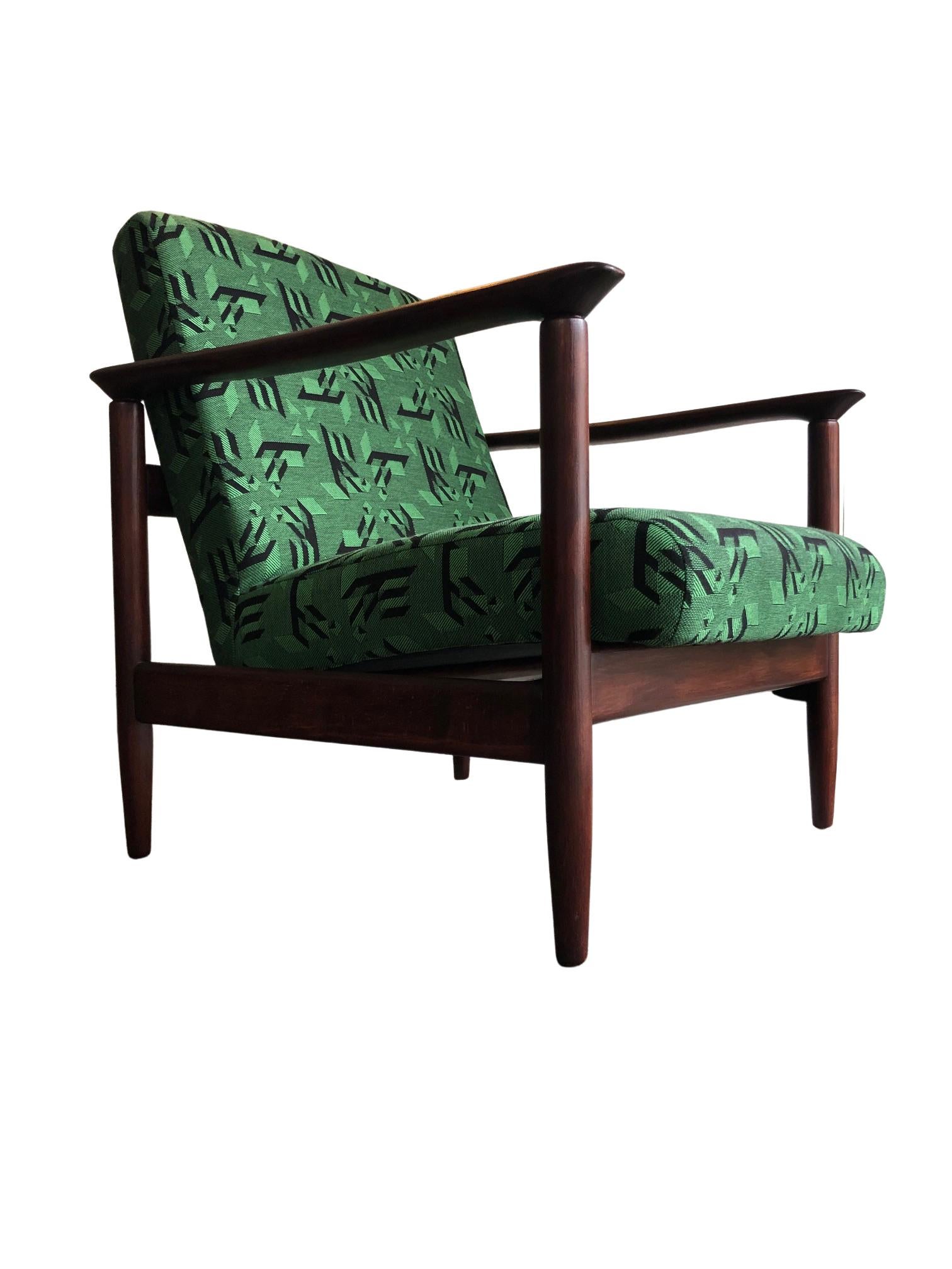 Mid Century Armchair in Green Jacquard, by Edmund Homa, 1960s For Sale 3