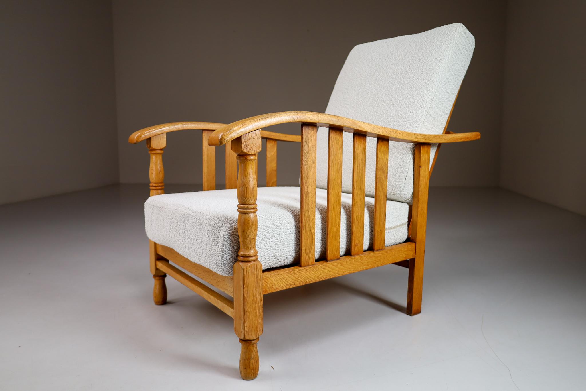 Mid-Century Modern Fauteuil du milieu du siècle dernier en chêne et tissu rembourré, France, années 1950 en vente