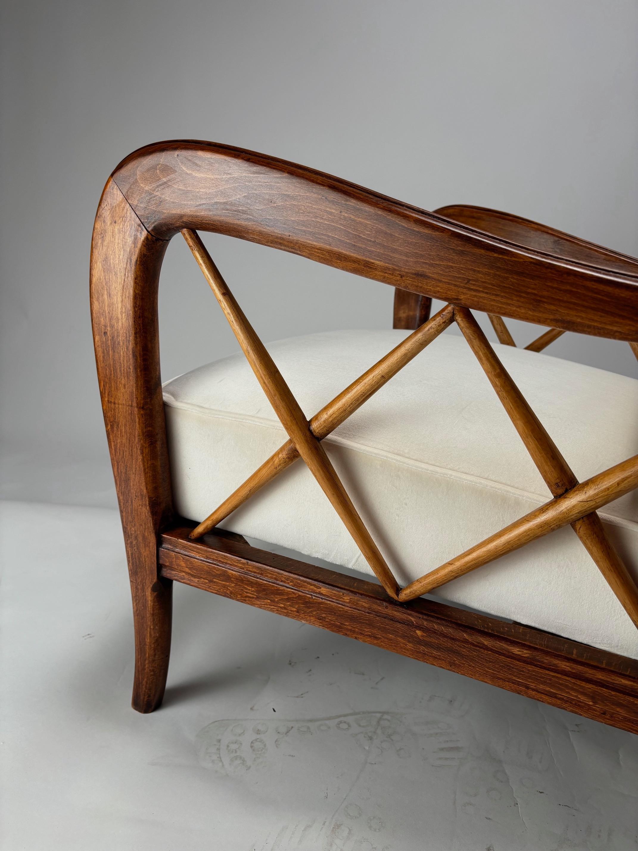 Mid-Century Modern Mid-Century armchair, Paolo Buffa Style, Italy 1950s