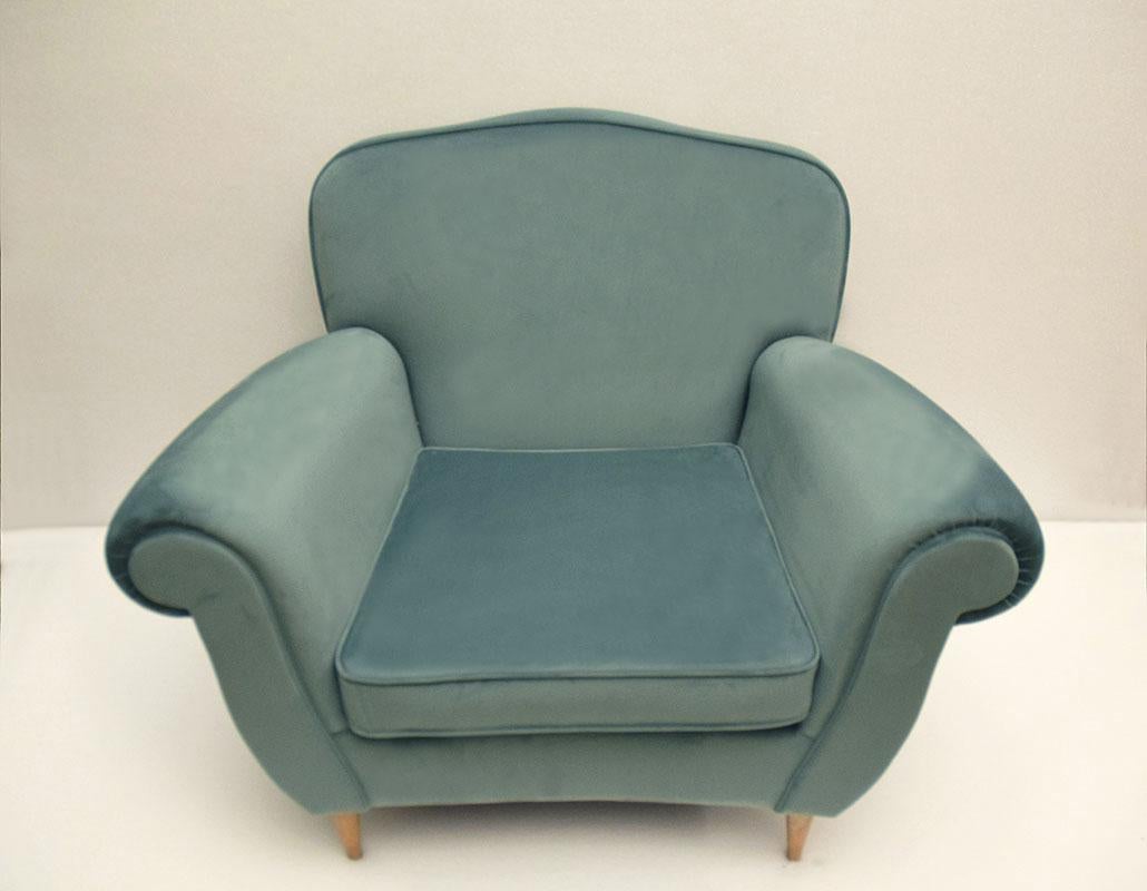 Mid-Century Modern Mid-century armchair in velvet attr. Ico Parisi, 1950s For Sale