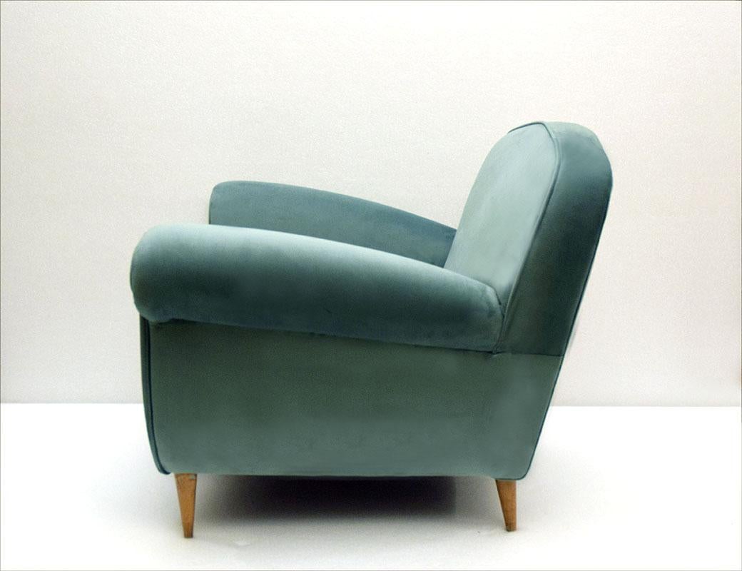 Mid-20th Century Mid-century armchair in velvet attr. Ico Parisi, 1950s For Sale