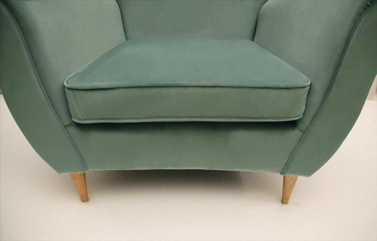 Mid-century armchair in velvet attr. Ico Parisi, 1950s For Sale 2