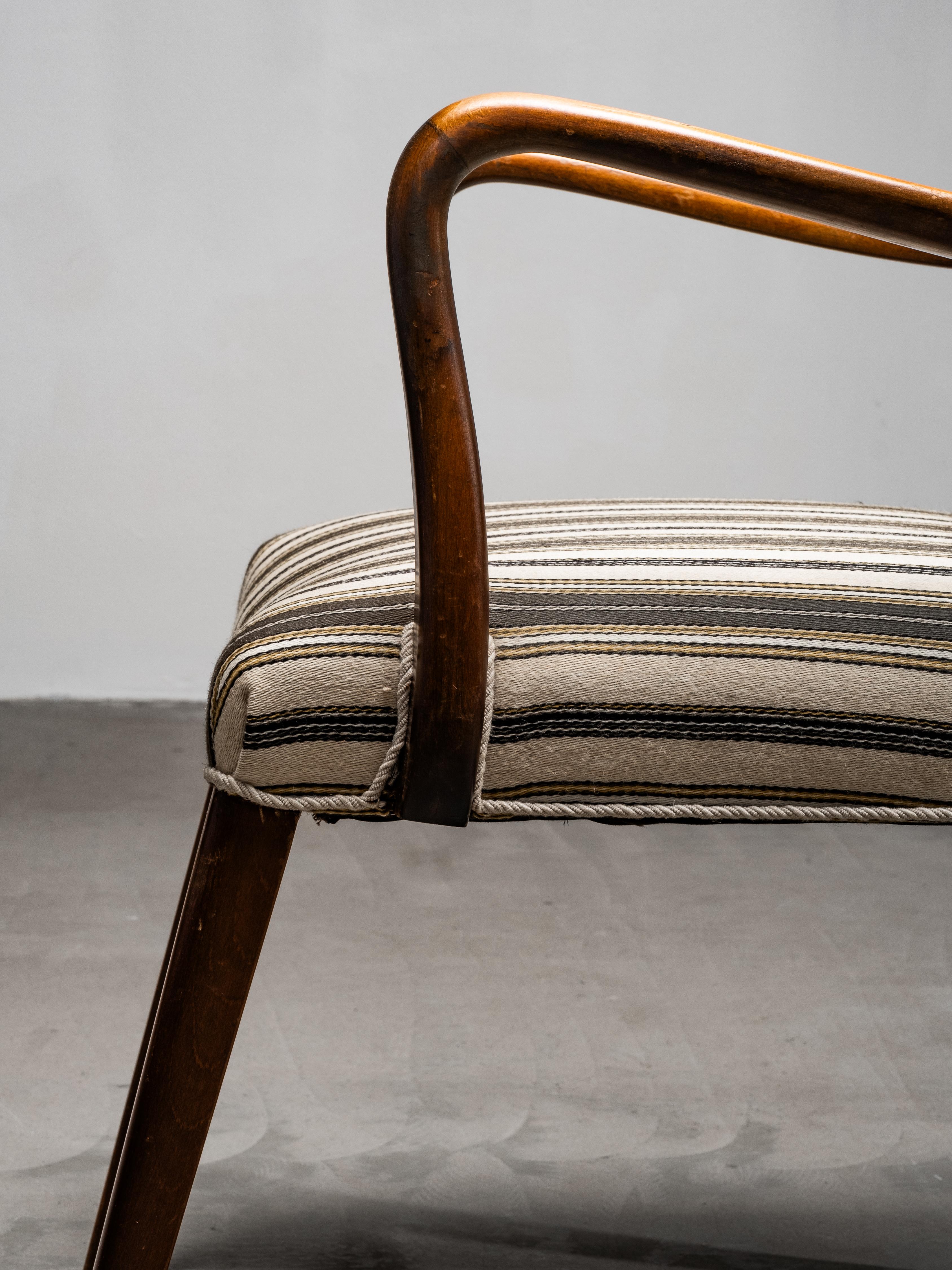 Mid-Century Armchair with Original Striped Wool Upholstery, Danish Designer en vente 6