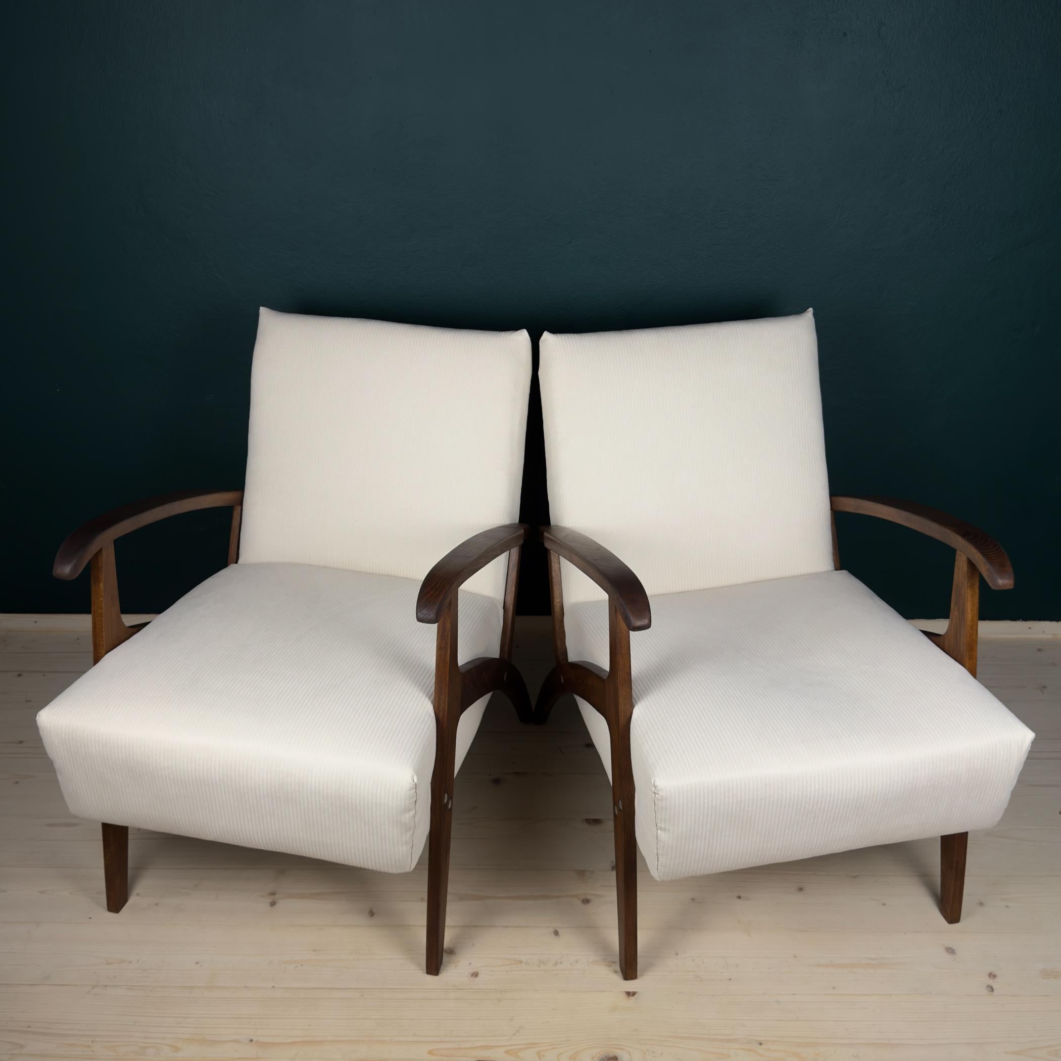 Mid-century armchair, Yugoslavia 1970s, Set of 2 in vendita 9