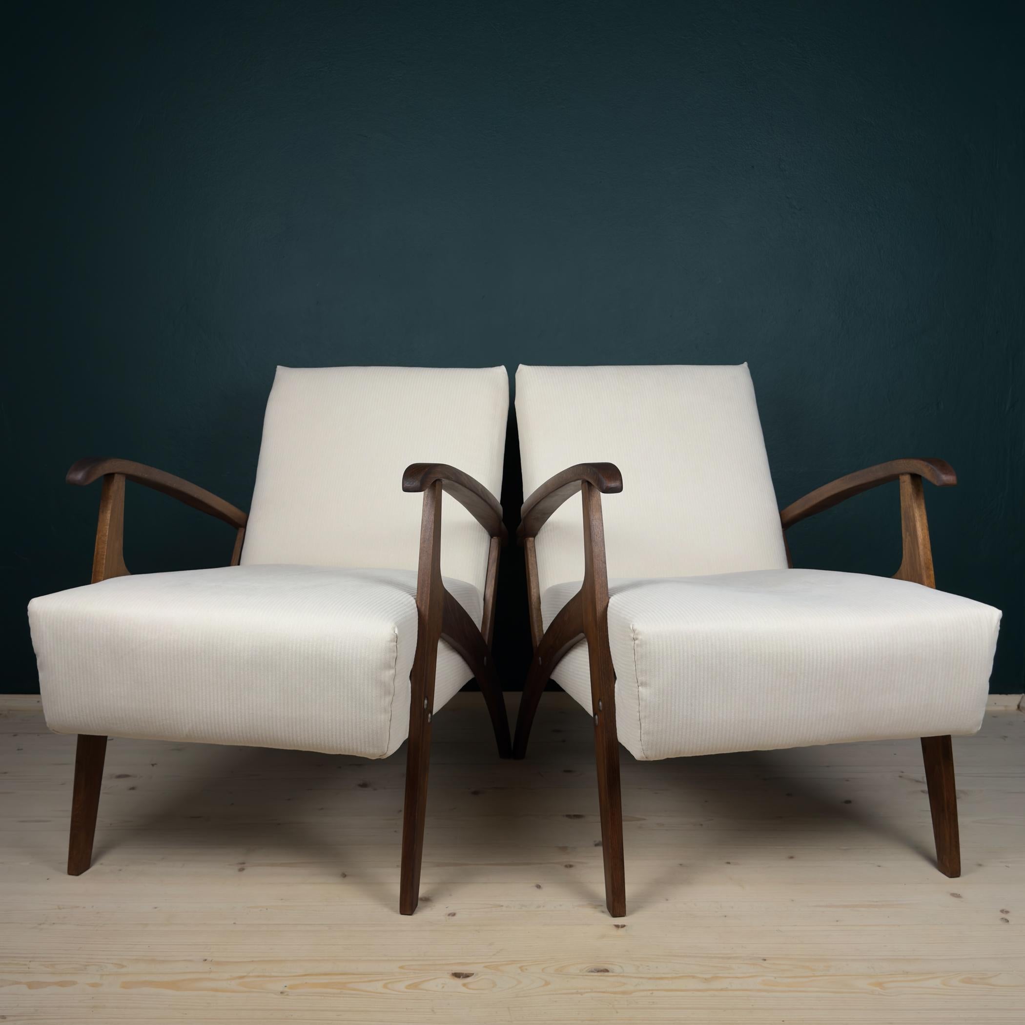 Mid-century armchair, Yugoslavia 1970s, Set of 2 in vendita 1