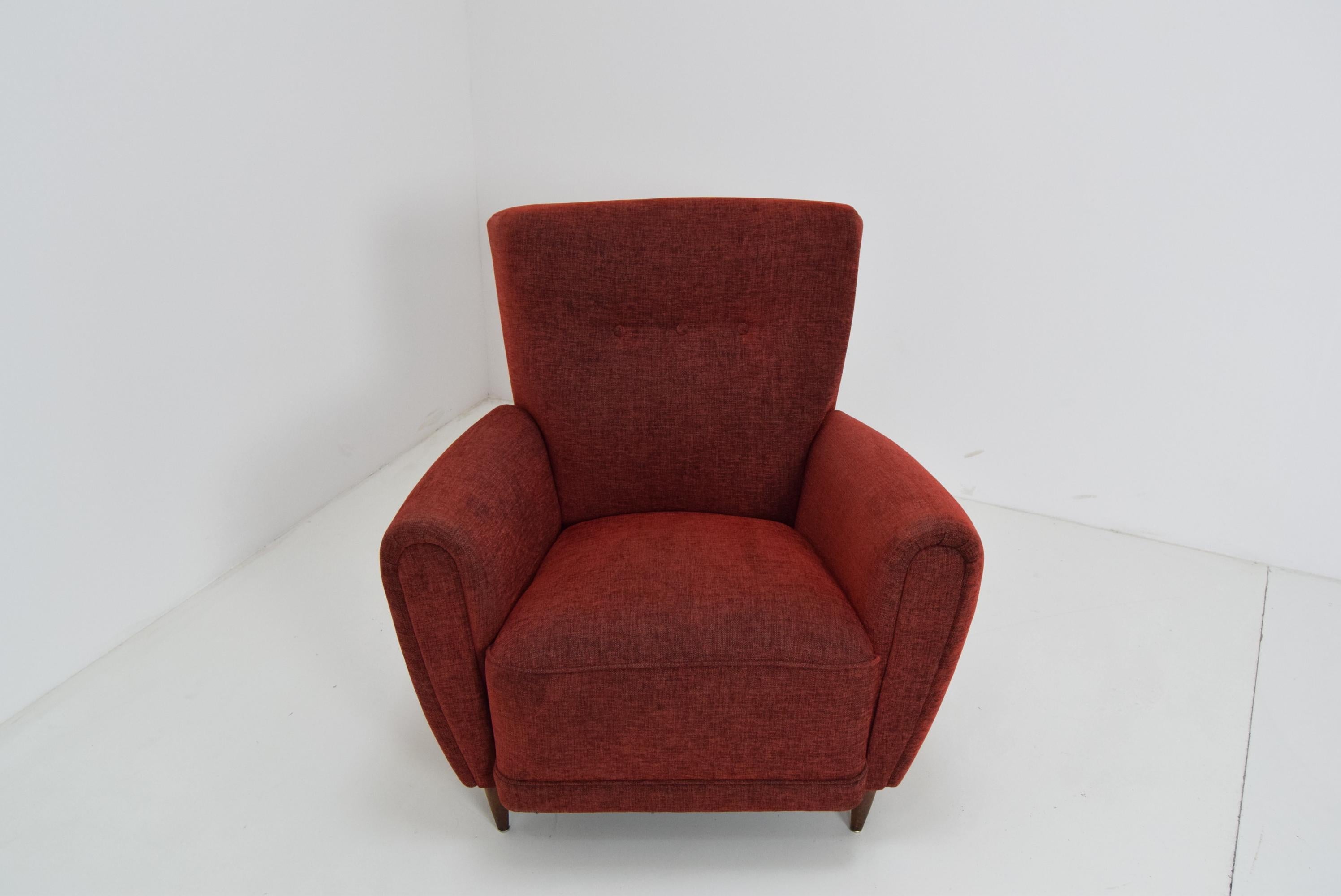 Mid-Century Modern Midcentury Armchair, 1970s For Sale