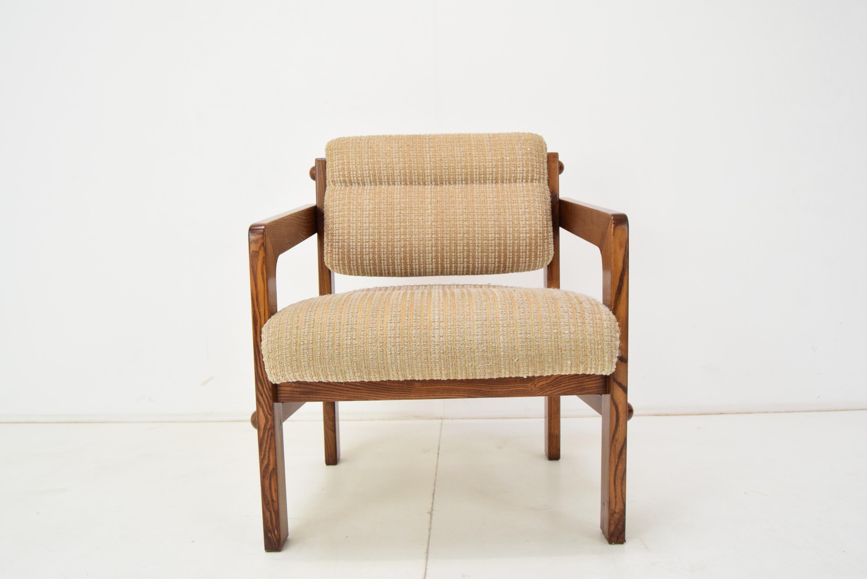 Mid-Century Armchair, Czechoslovakia, 1960's In Good Condition For Sale In Praha, CZ