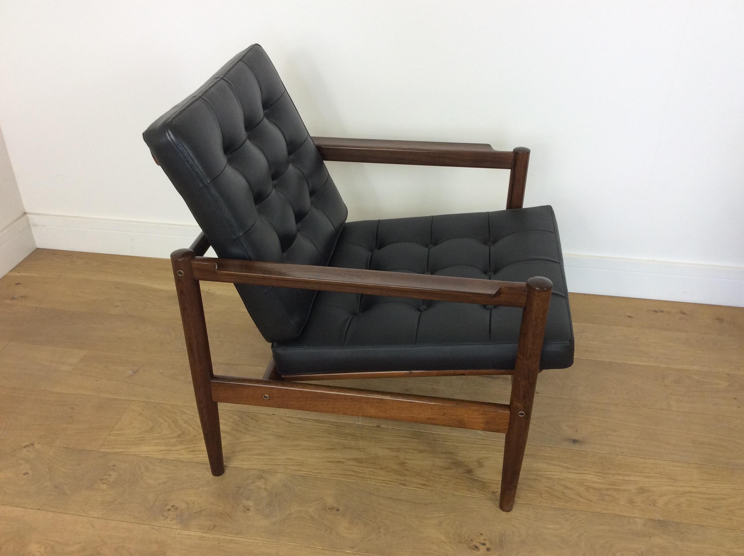 Mid Century Armchairs  Borge Jensen & Sonner In Good Condition For Sale In London, GB