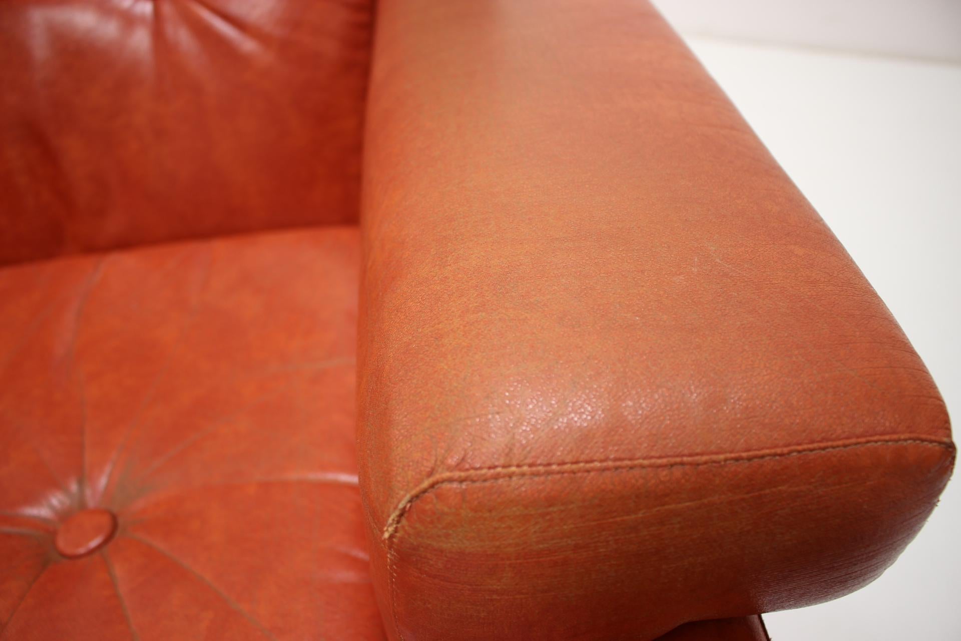 Fauteuils du milieu du siècle dernier par Arch, pika, années 1970 environ en vente 1