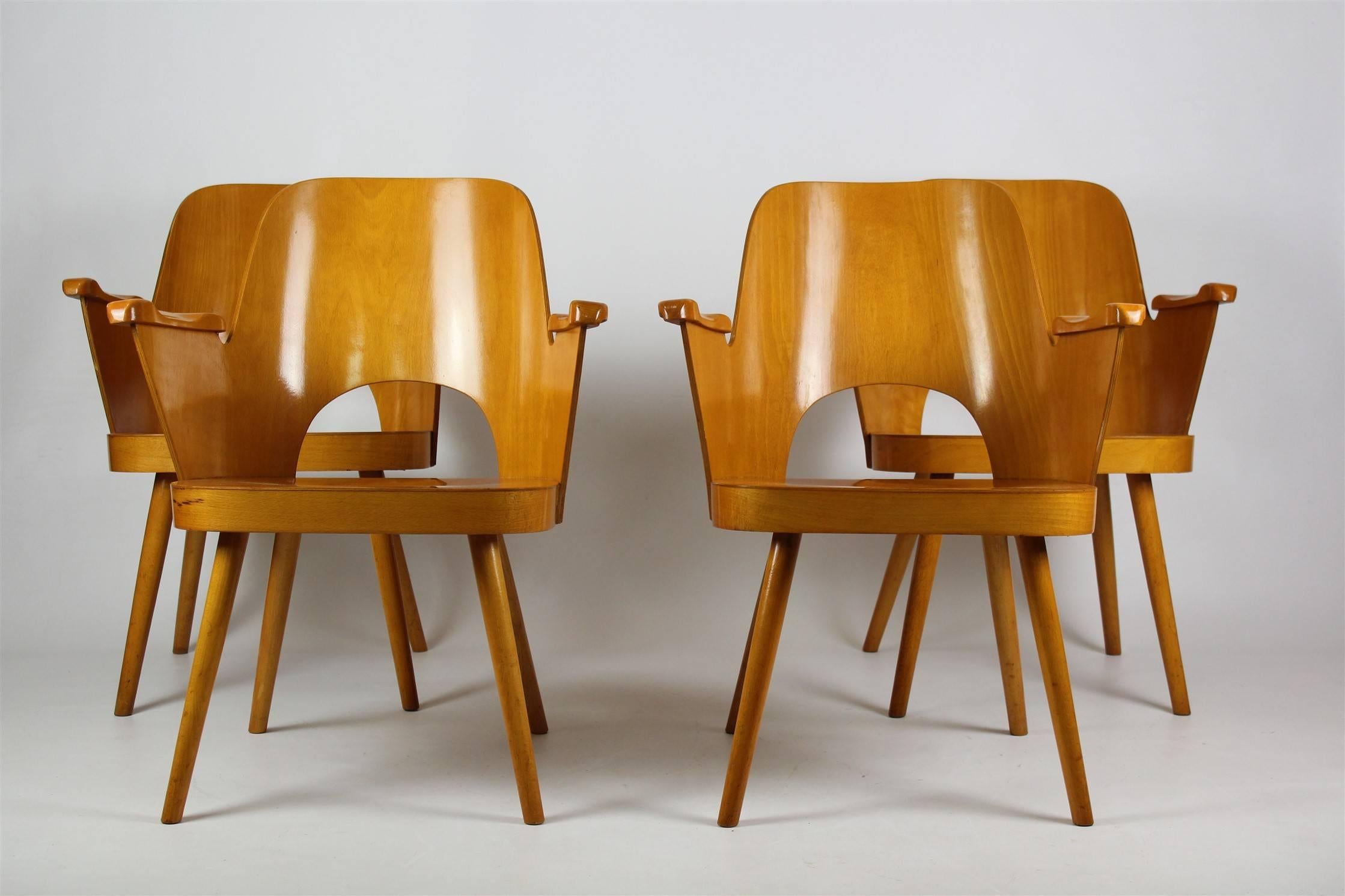 These chairs were designed by Lubomír Hofmann and produced in 1961 by Ton (formerly Thonet) in Bystrice pod Hostynem, Czech Republic.
Made of beechwood and bent plywood, kept in original, very good condition.
    