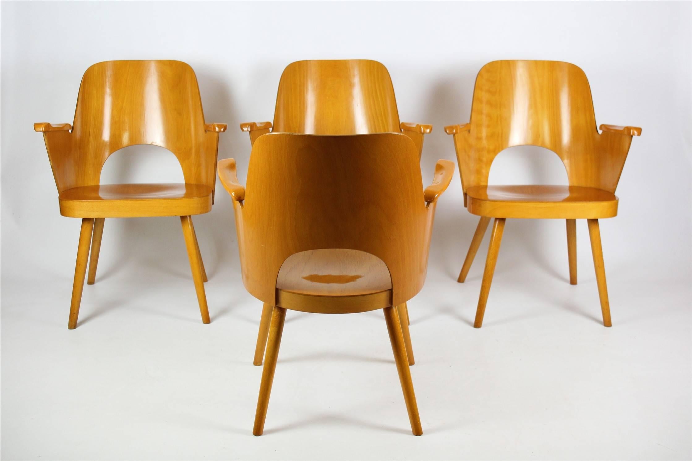 Czech Midcentury Armchairs by Lubomír Hofmann for Ton/Thonet, 1961, Set of Four