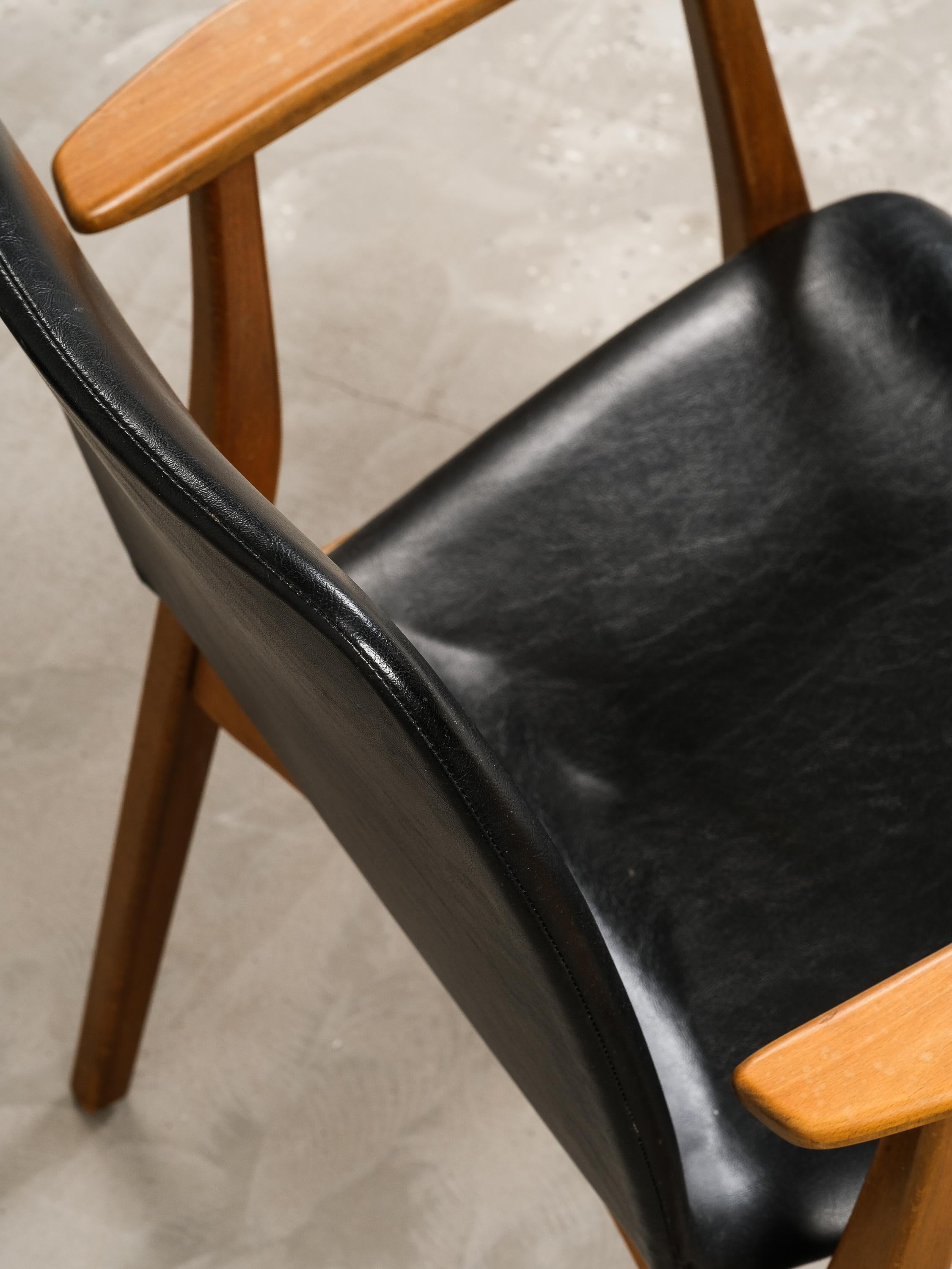 Fauteuils du milieu du siècle par Svegards, Markaryd, Suède en vente 3