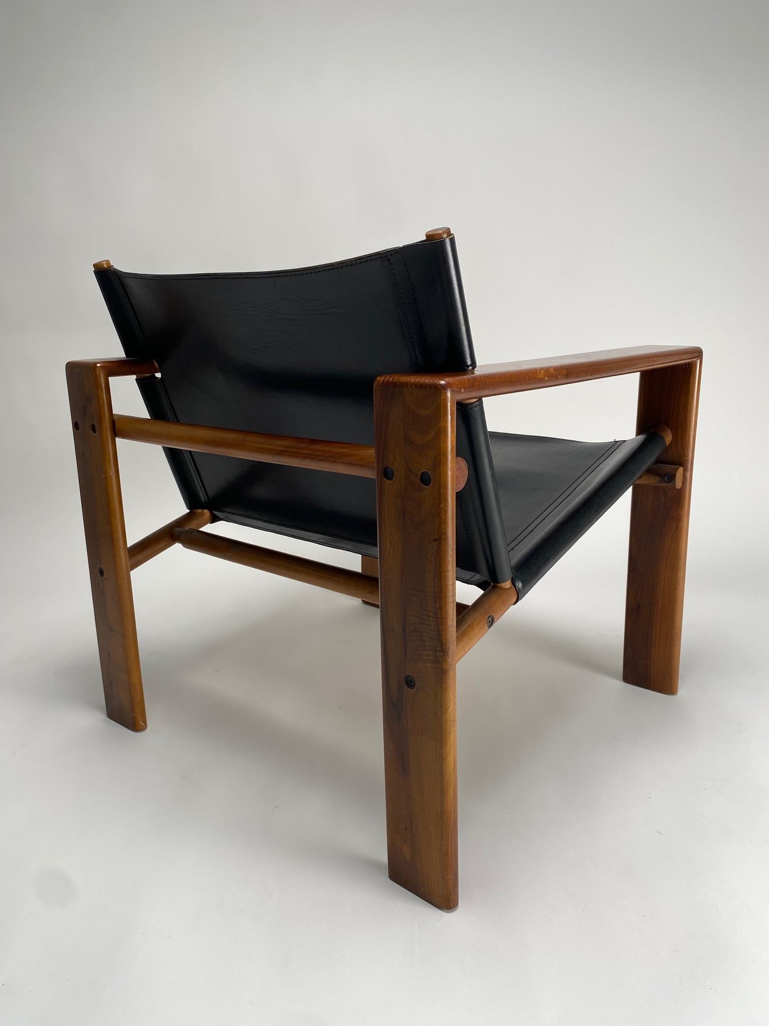 Mid Century Armchairs by Tarcisio Colzani, Wood & Leather, Italy, 1960s For Sale 5