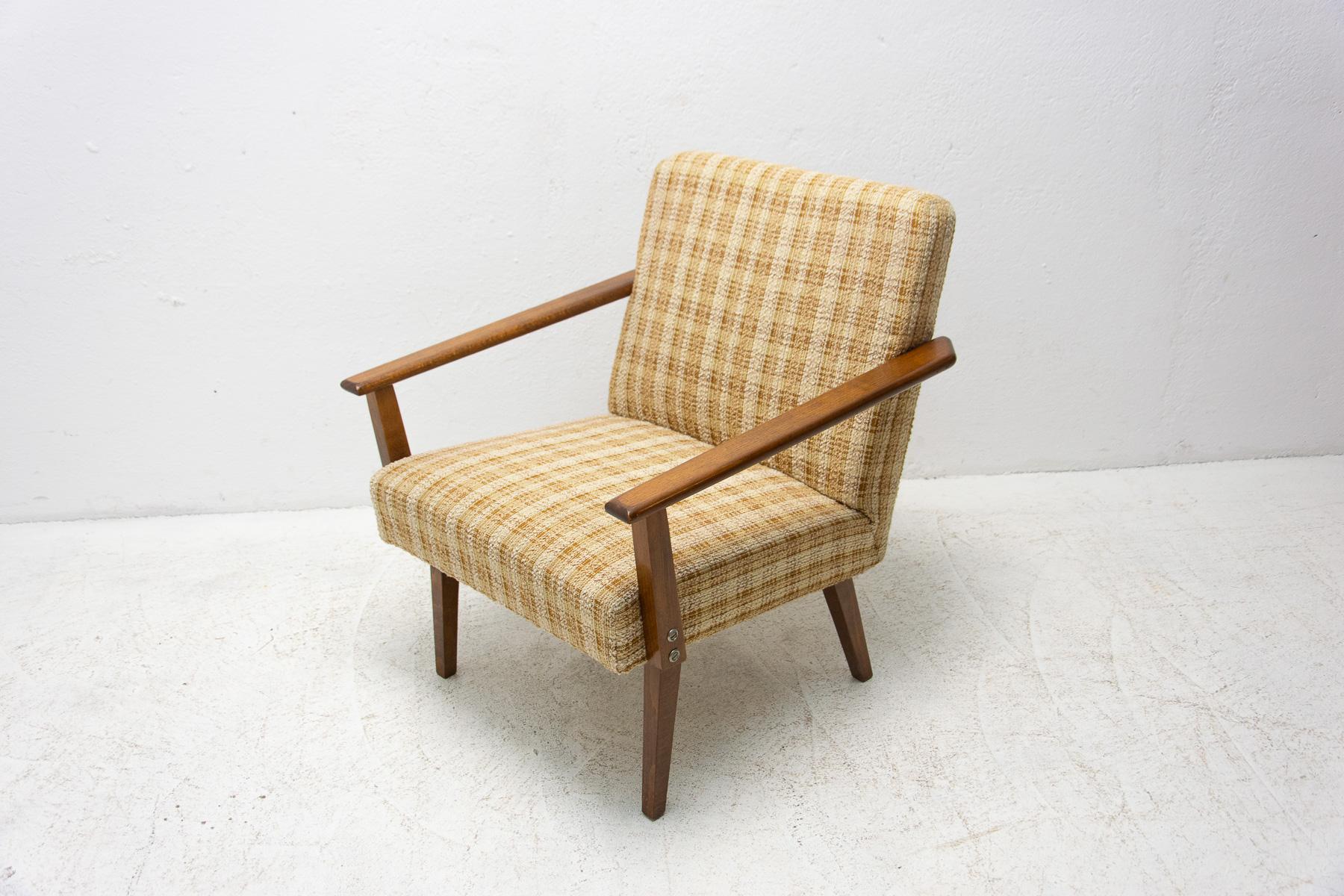 Mid Century Armchairs by Tatra Nábytok, 1960´s, Czechoslovakia For Sale 8