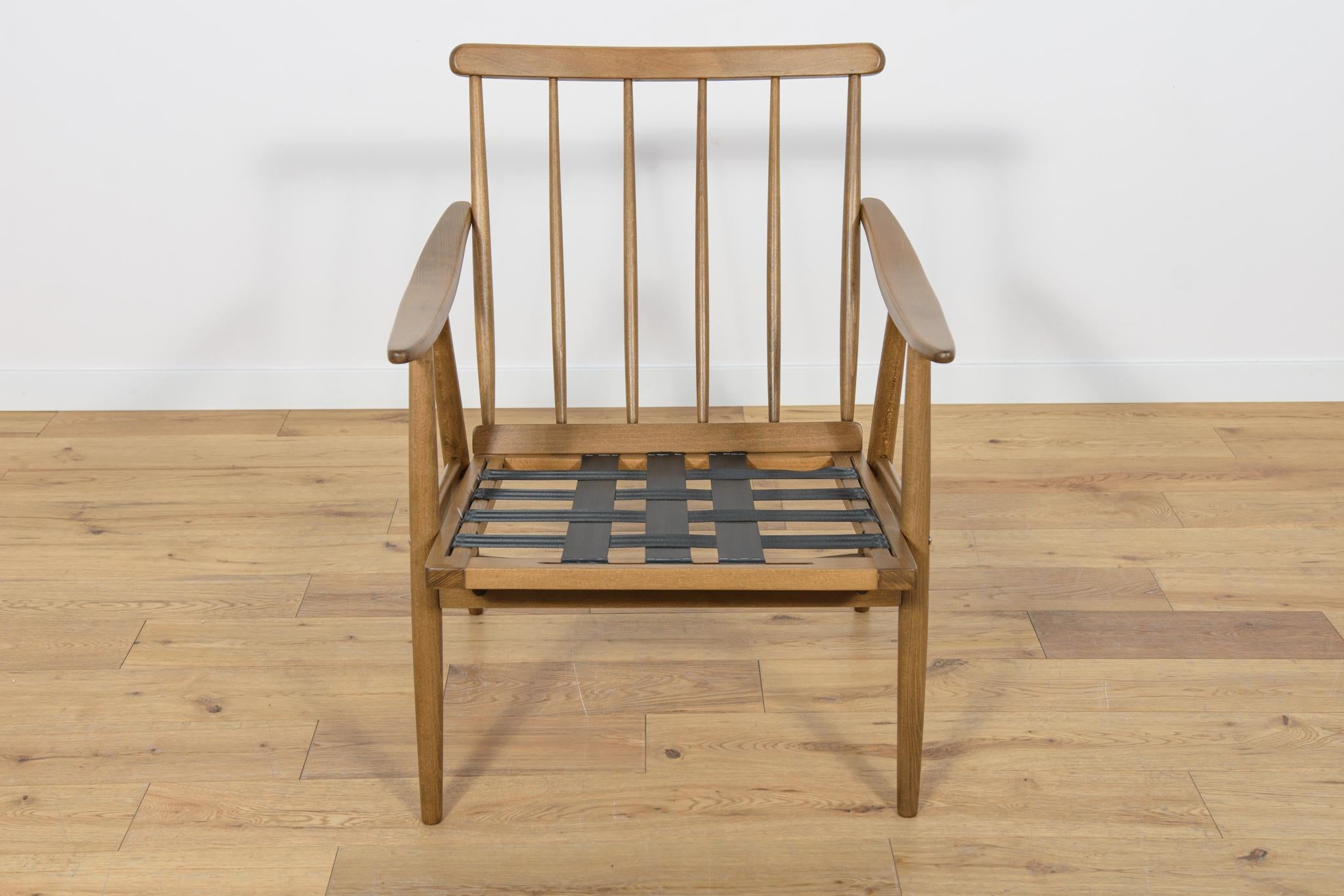 Fauteuils du milieu du siècle de TON, années 1960, lot de 2 en vente 7