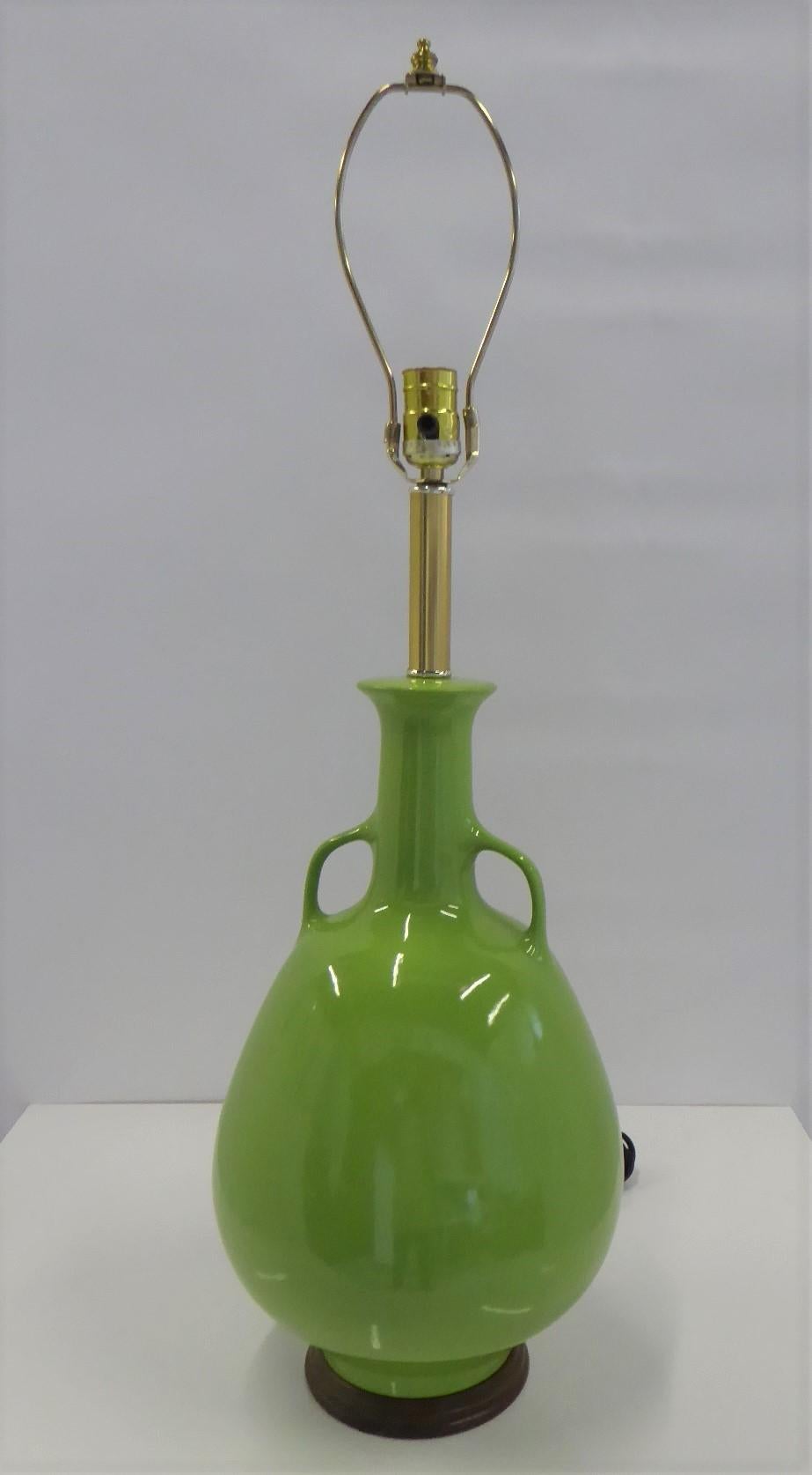 Mid-Century Modern Mid Century Armed Amphora Shaped Green Ceramic Table Lamp, 1950s