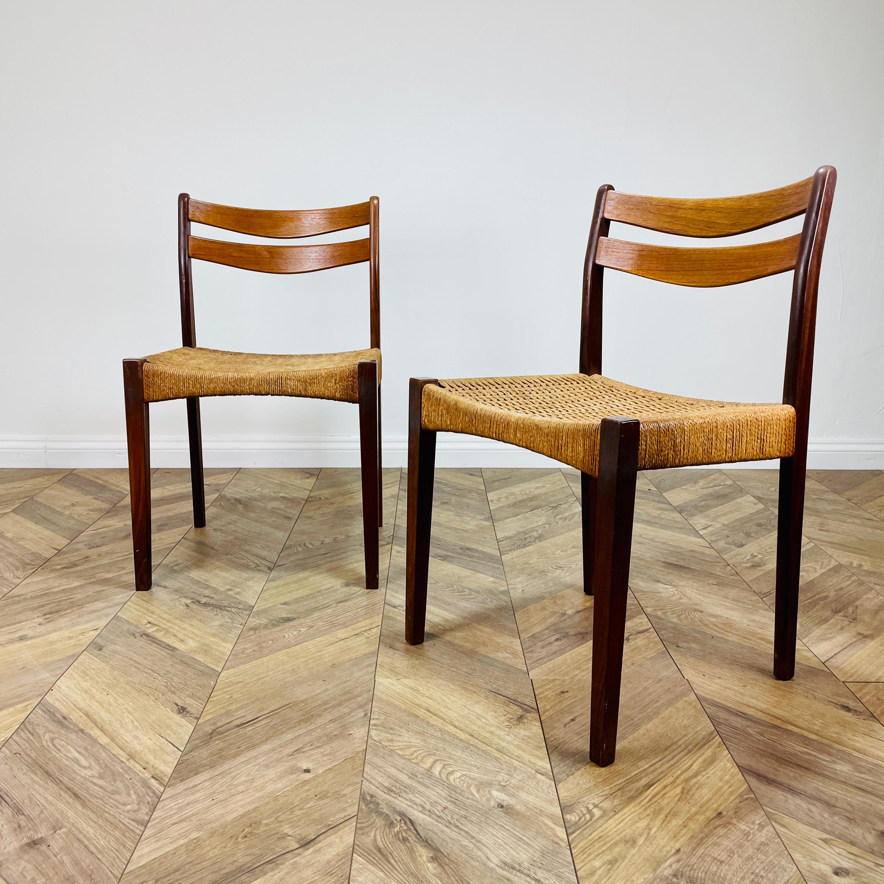 Midcentury Arne Hovmand Olsen for Mogens Kold Danish Dining Chairs, Set of 2 In Good Condition In Ely, GB