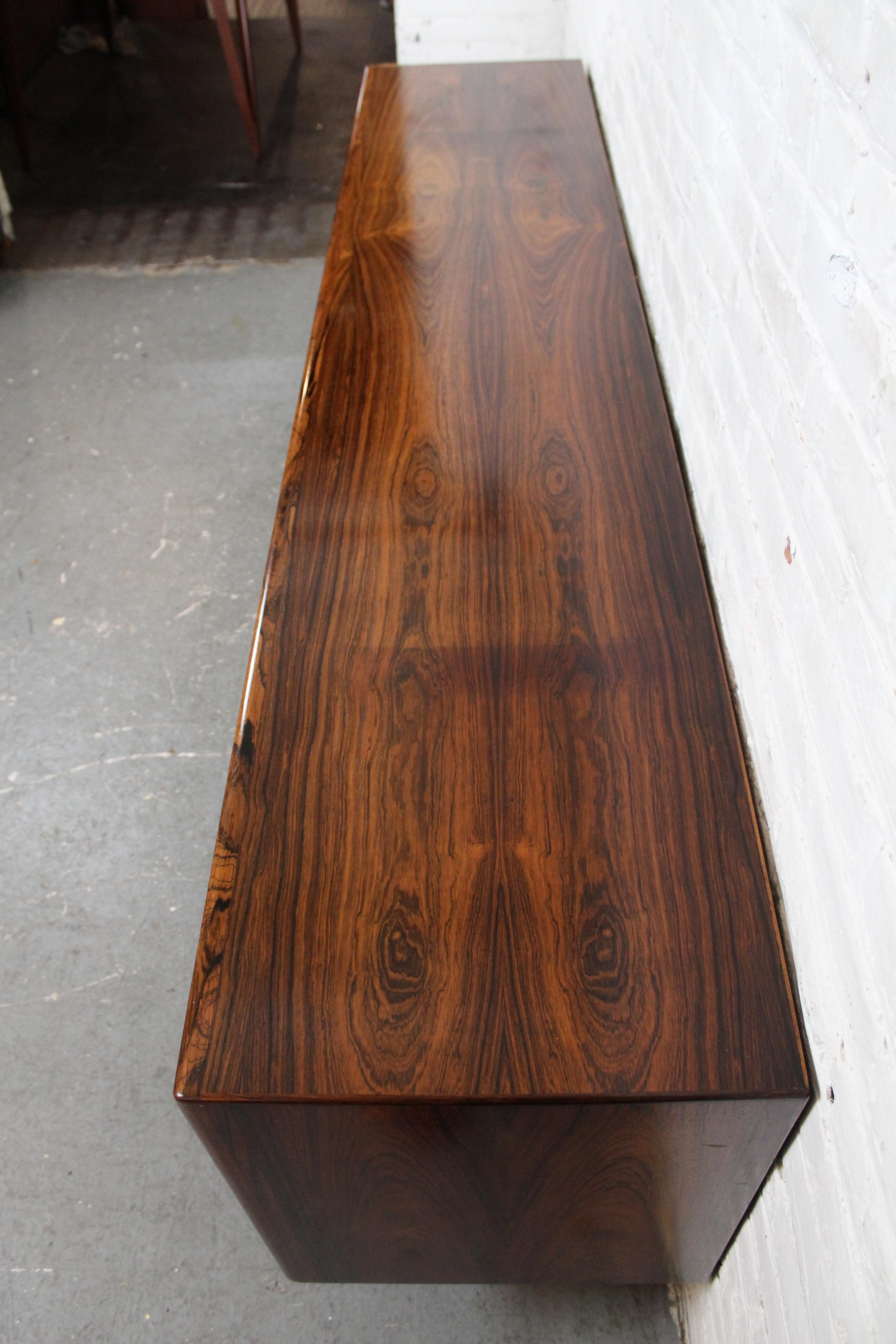 20ième siècle Enfilade en bois de rose 