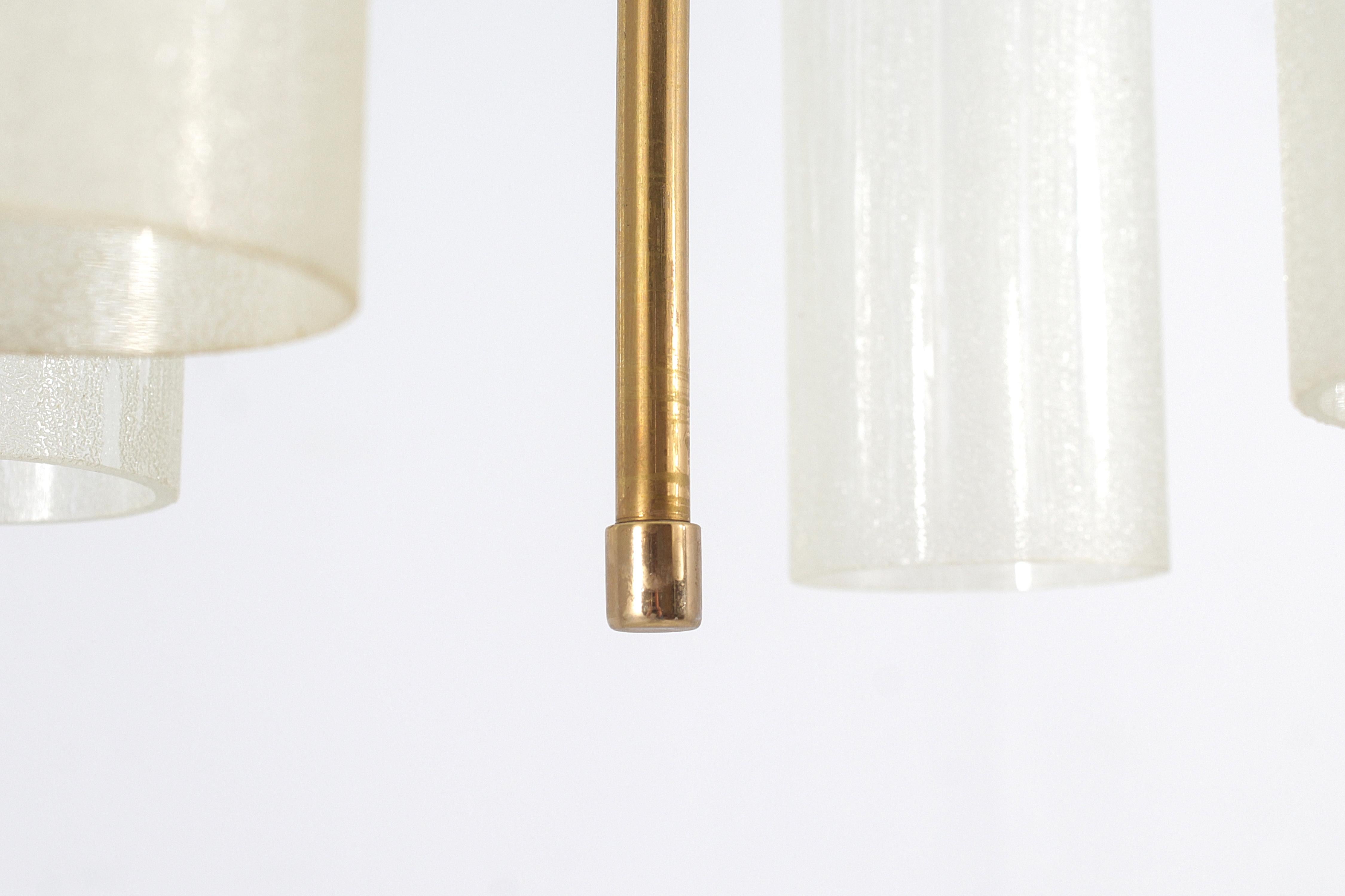Mid-Century Arredoluce Monza (attr.) Brass and Glass Suspension Lamp 60s Italy For Sale 8