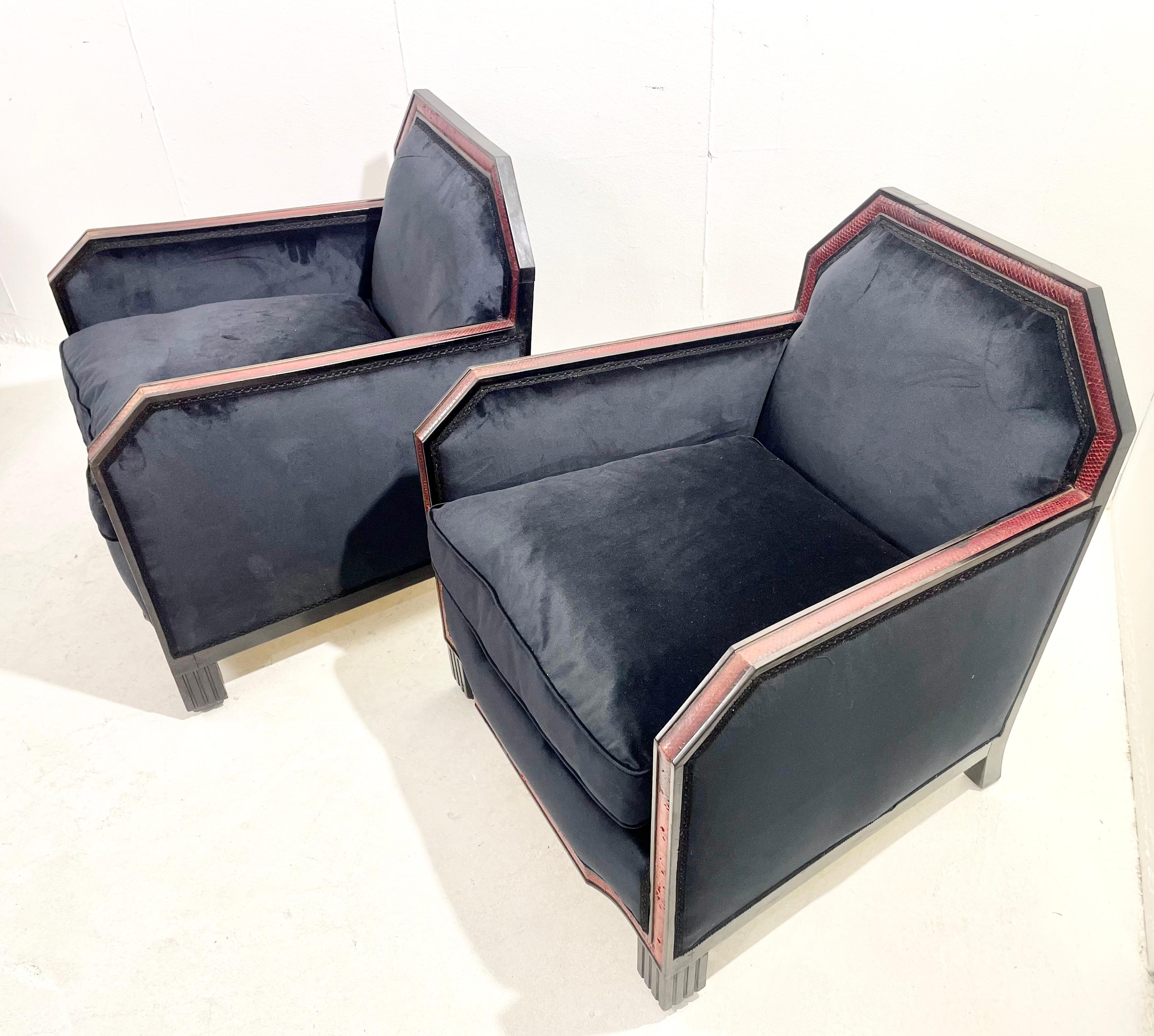 Mid-Century Art Deco Black Velvet and Red Snake Skin Sofa and Armchairs Set 5