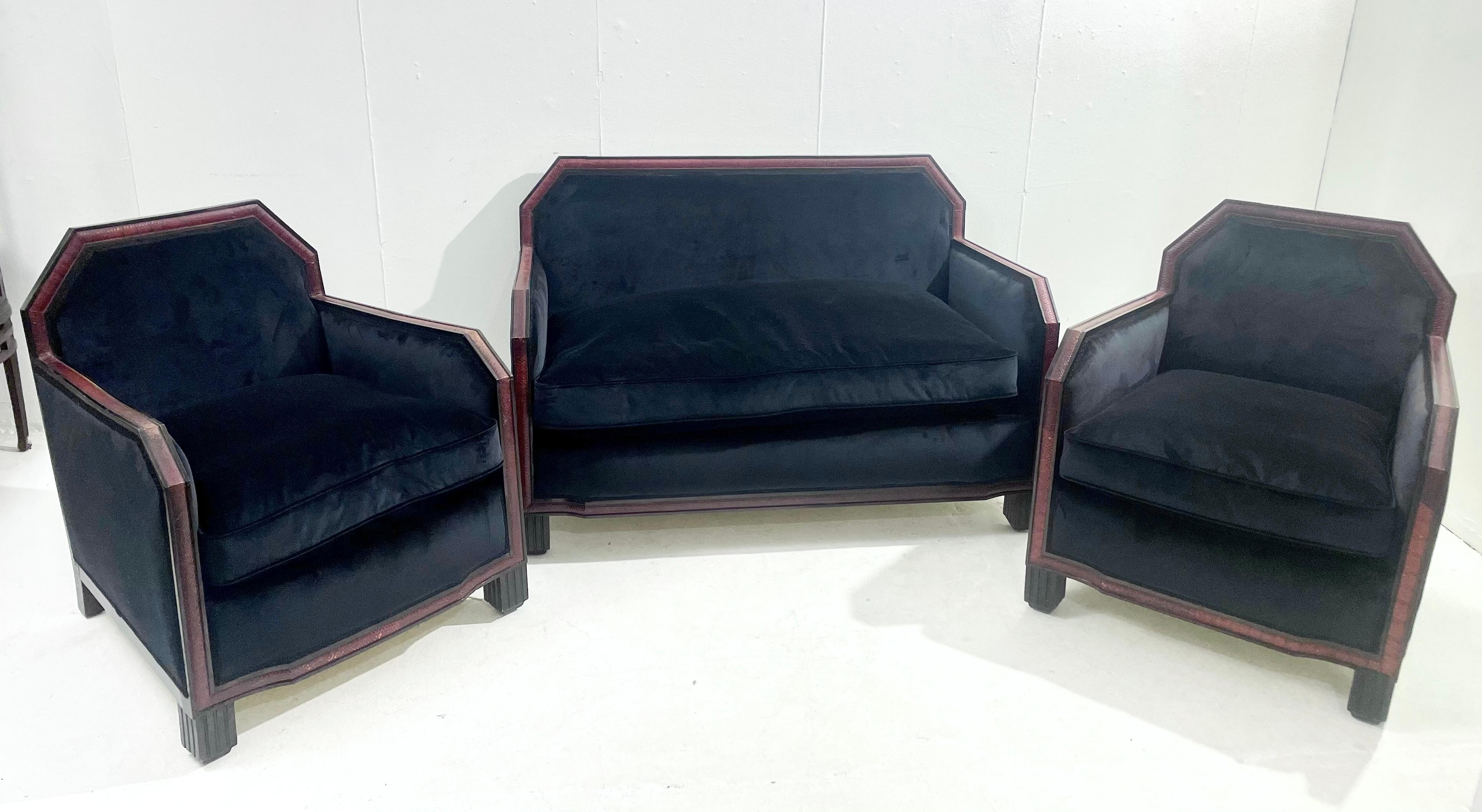 Mid-century Art Deco black velvet and red snake skin sofa and armchairs set - 1950s.