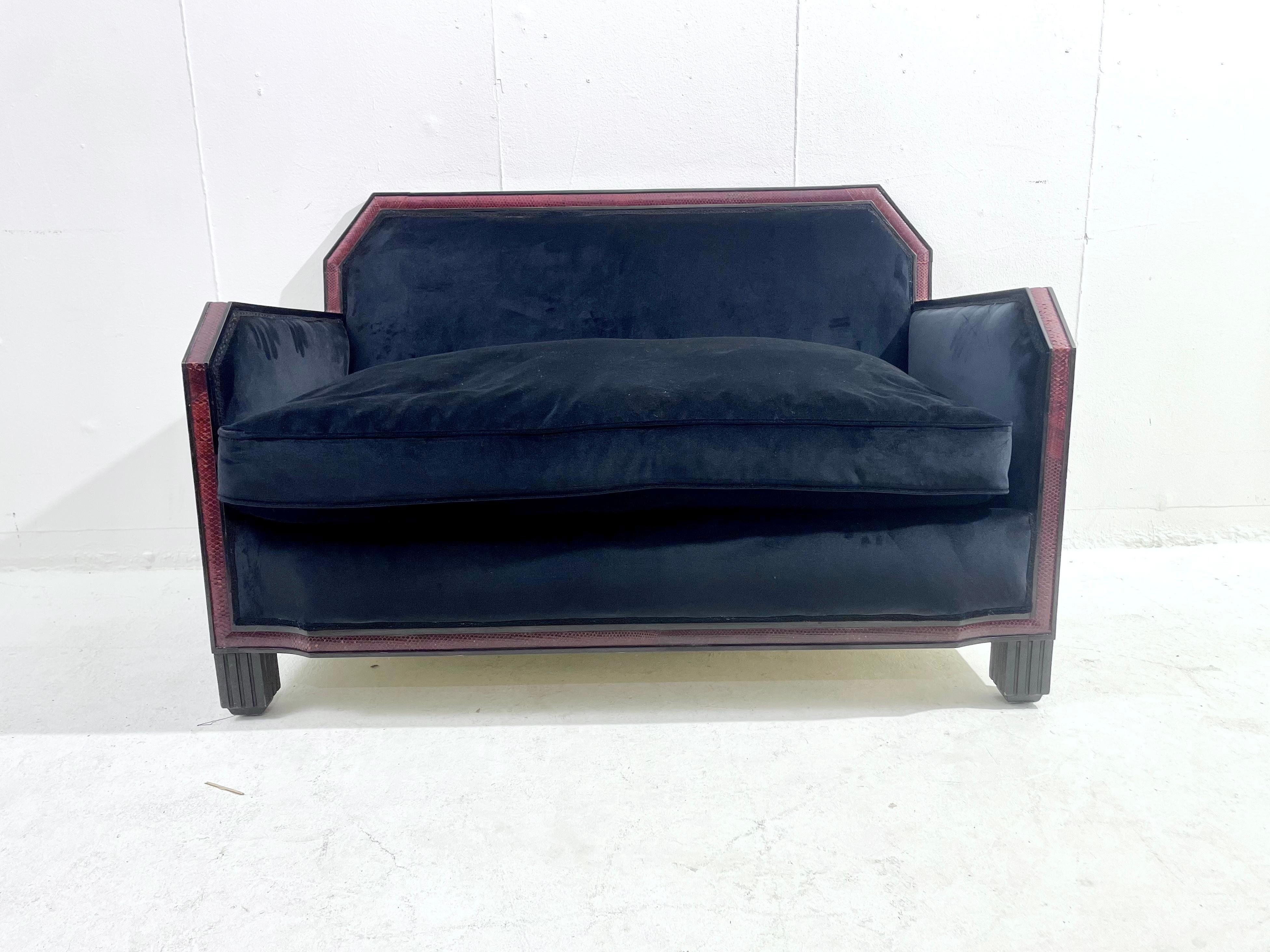 Mid-Century Art Deco Black Velvet and Red Snake Skin Sofa and Armchairs Set In Good Condition In Brussels, BE