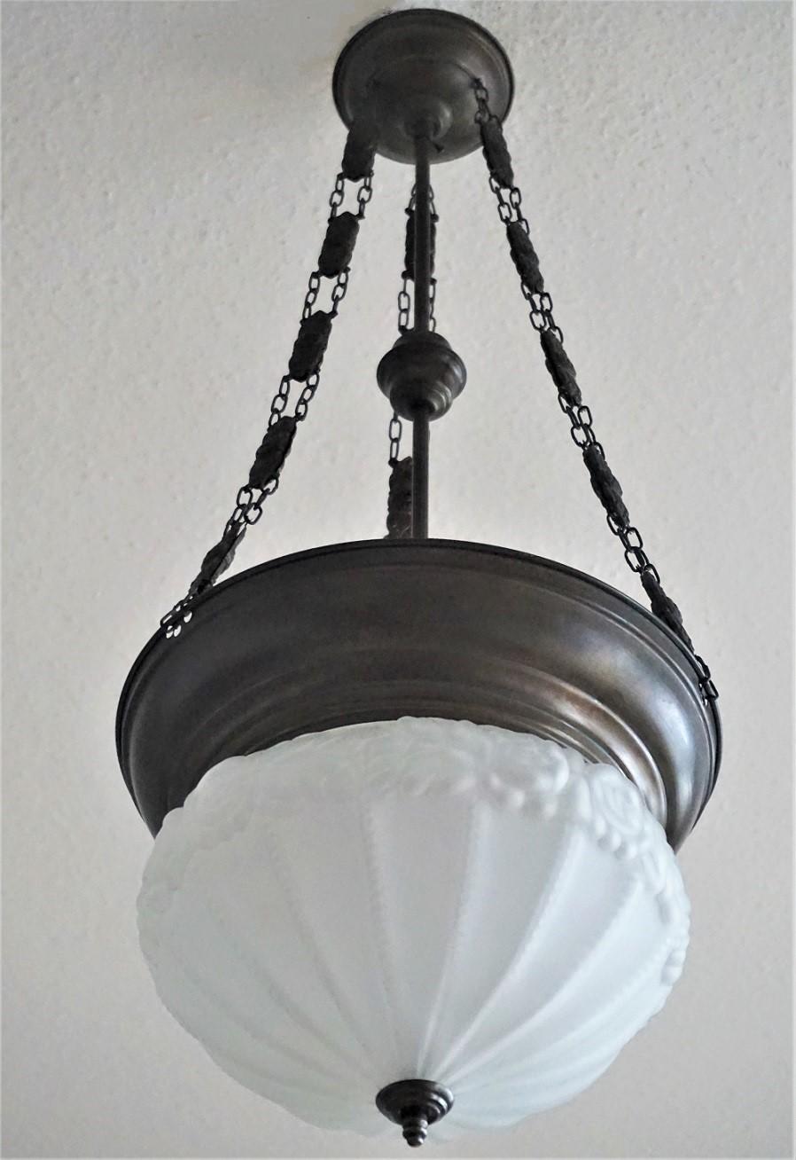 Midcentury Art Deco Brass Frosted Glass Two-Light Chandelier, Pendant In Good Condition In Frankfurt am Main, DE