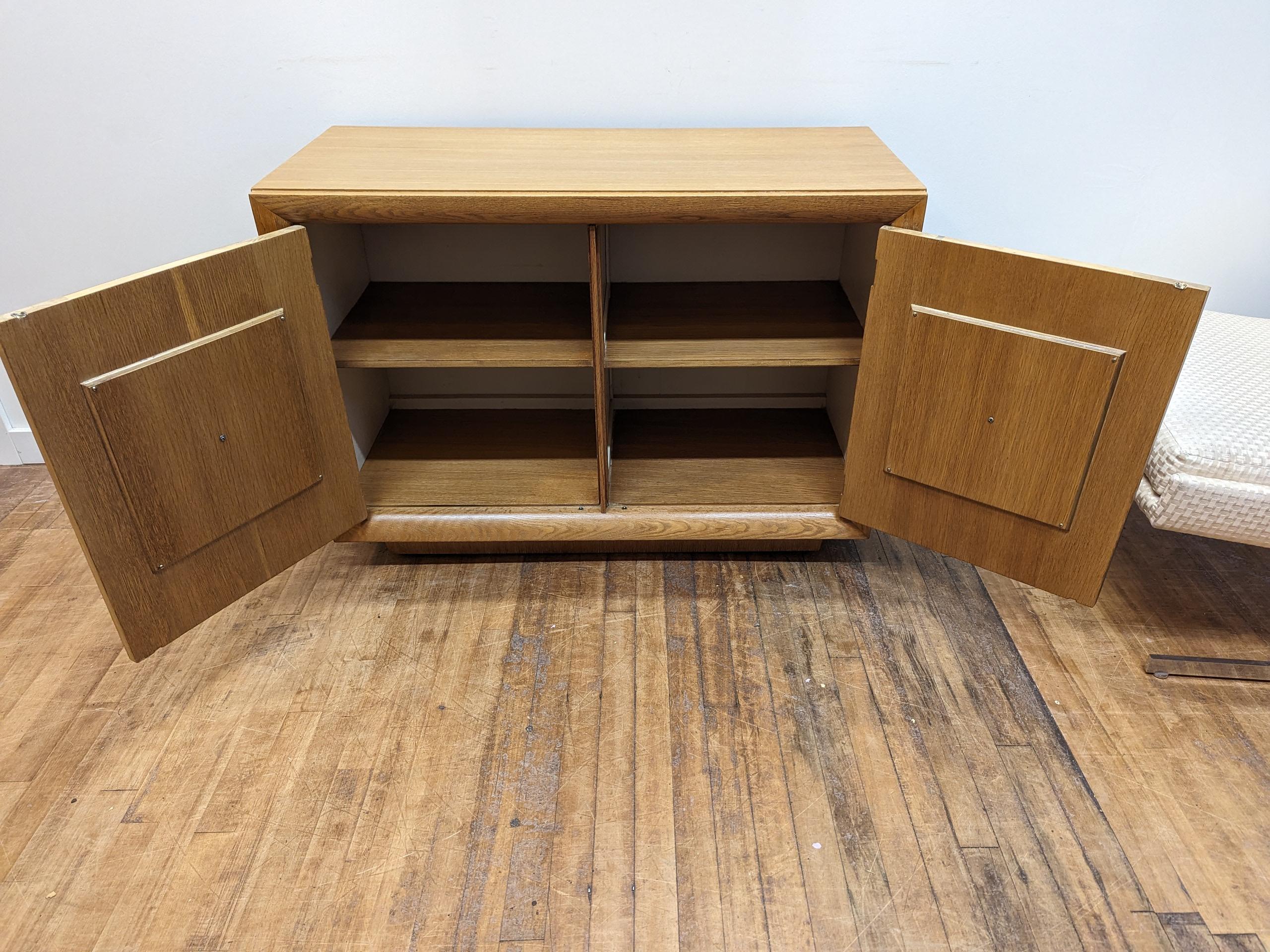 Mid Century Art Deco Cabinet Sideboard In Good Condition In New York, NY