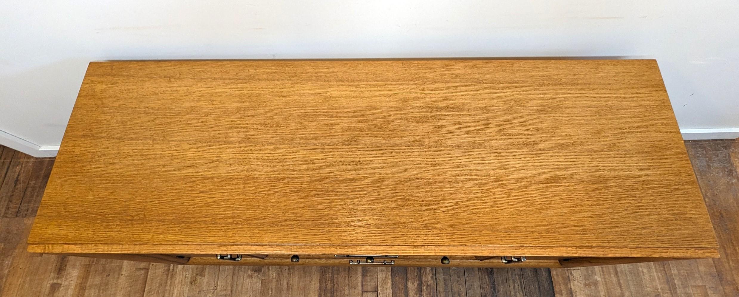 Mid Century Art Deco Credenza Style of Maxime Old In Good Condition For Sale In New York, NY