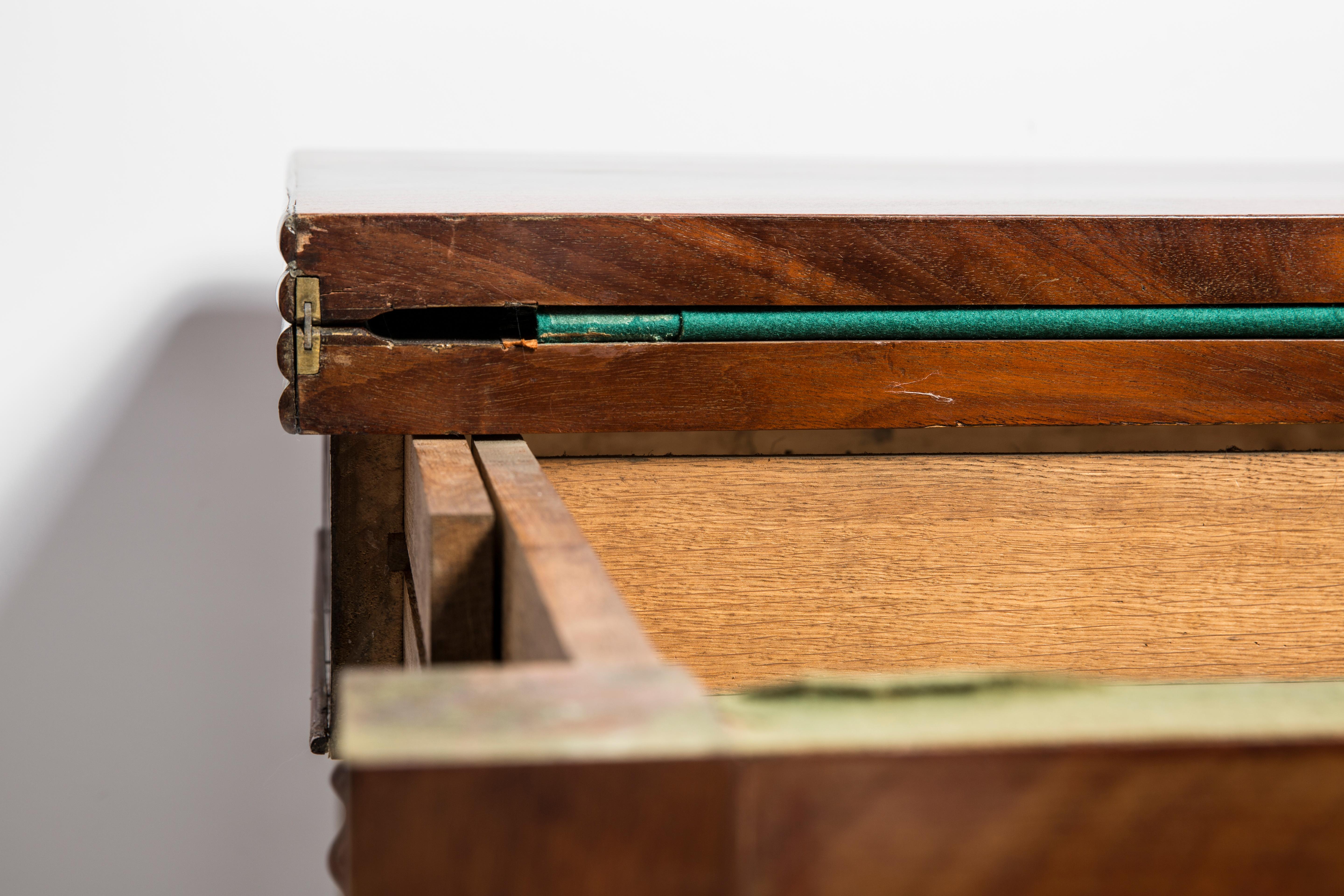 Hêtre Table de jeu Art déco du milieu du siècle, vintage, bois de hêtre, Europe, années 1960 en vente