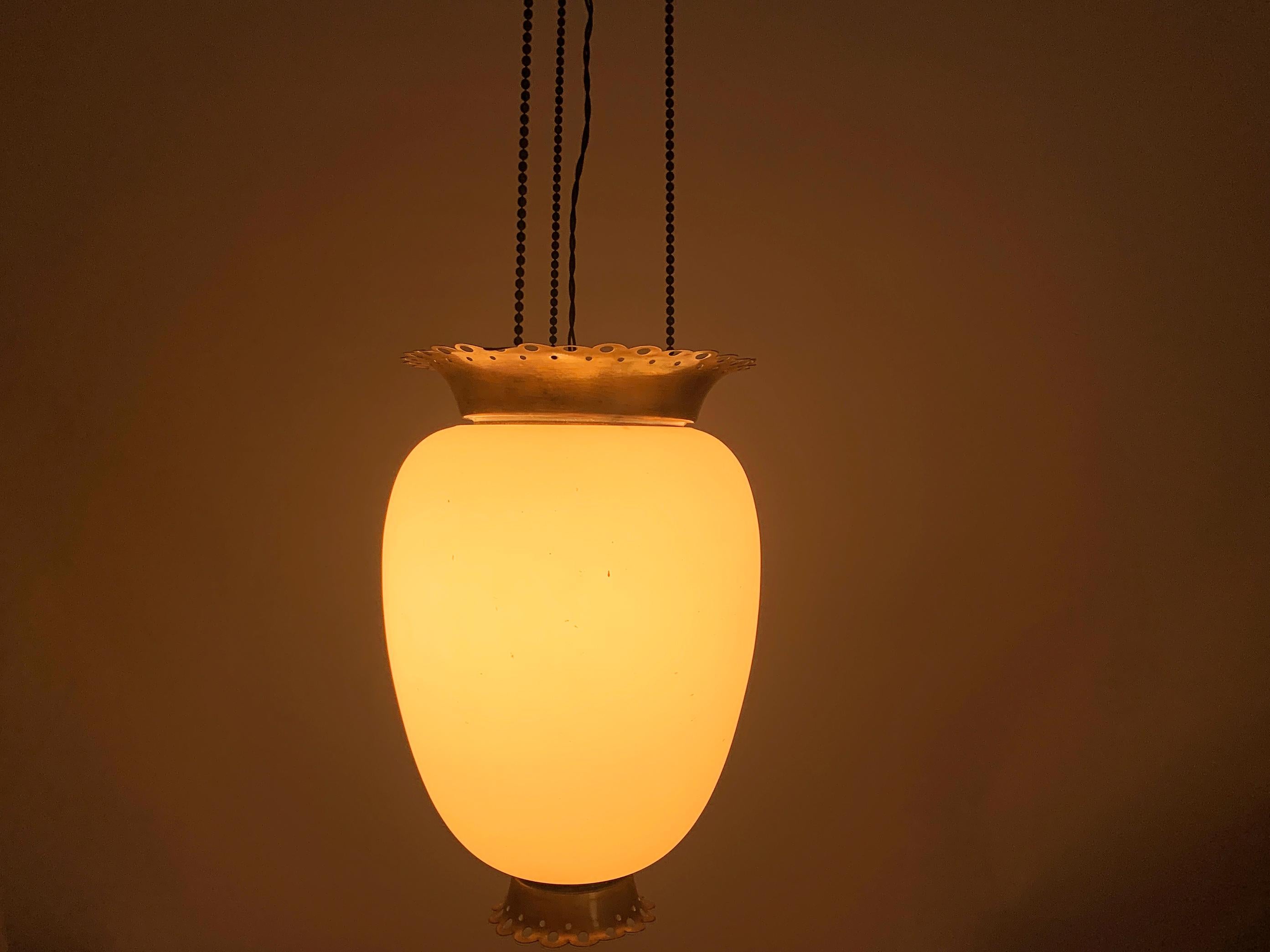 Mid- Century Art Deco Light Pendant, in Opalized Glass and Chiseled Bronze For Sale 1