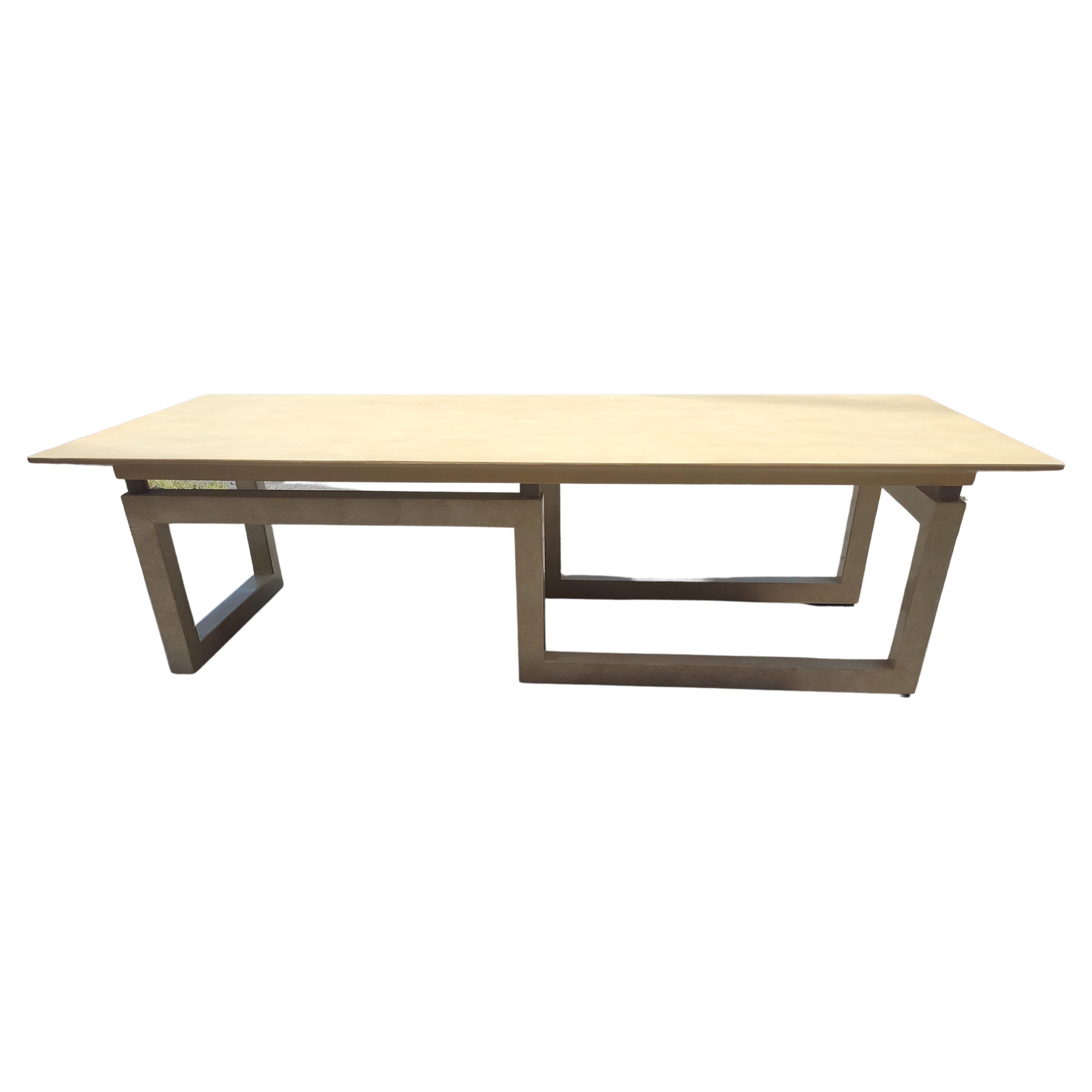 Mesa Cocktail Arquitectónica Lacada Edad de la Máquina Art Decó de Mitad de Siglo Hecho a mano en venta