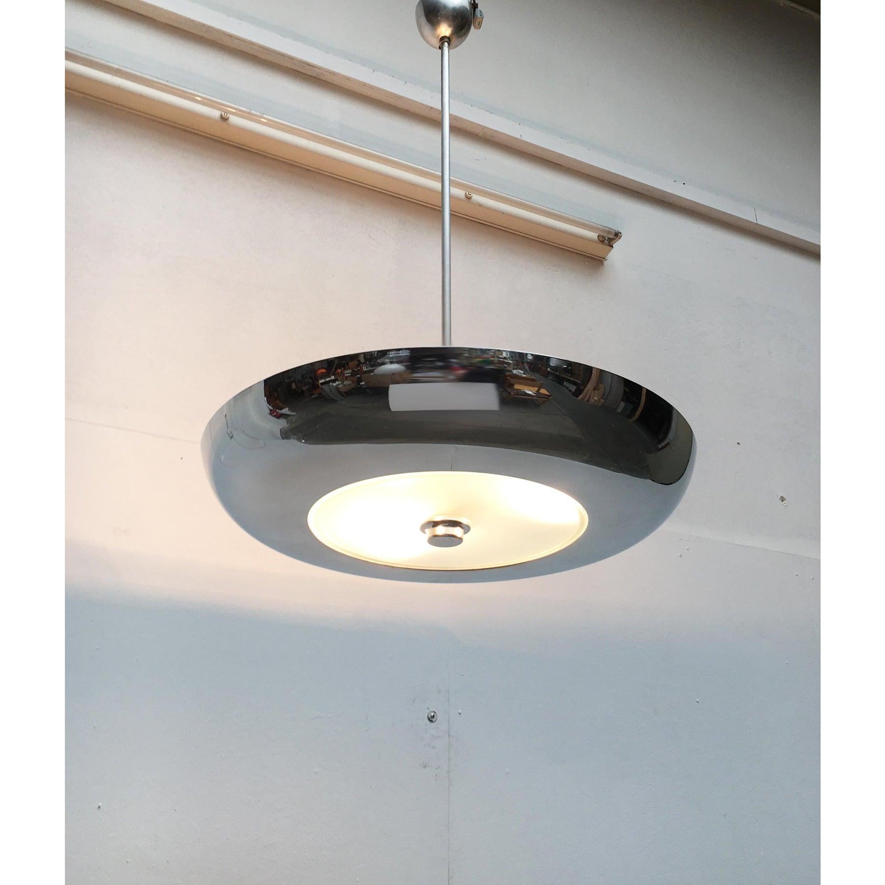 Lampada a sospensione in vetro in stile Art Deco di metà secolo in vendita 4