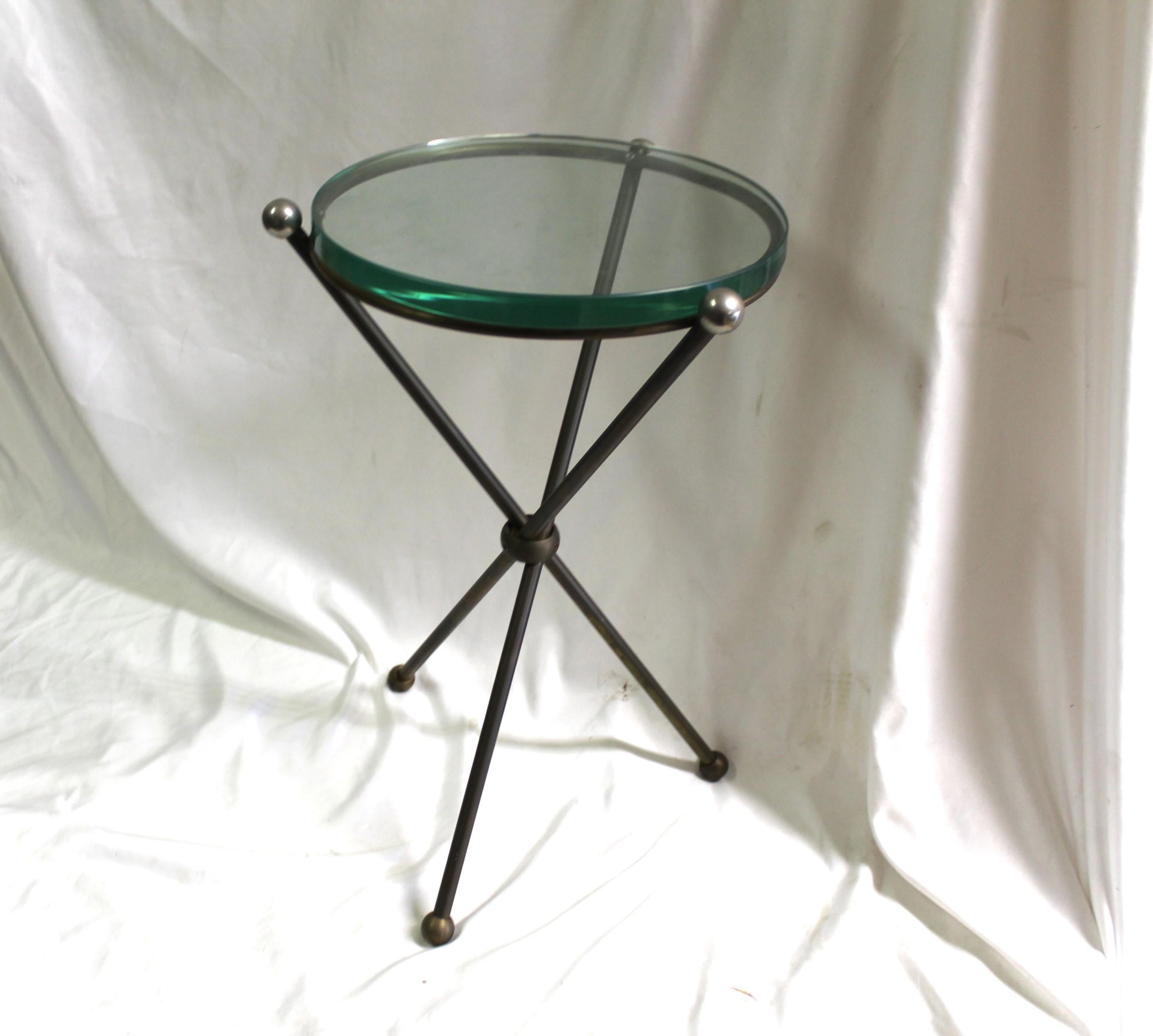 Table d'appoint style art déco/milieu de siècle . en vente 2