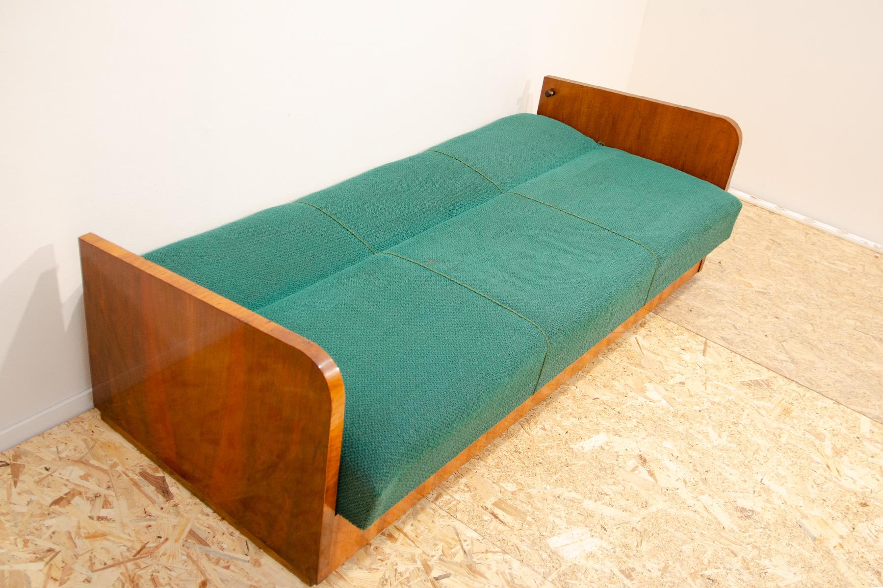 Mid century ART DECO style sofabed by UP Závody, 1950´s, Czechoslovakia For Sale 8