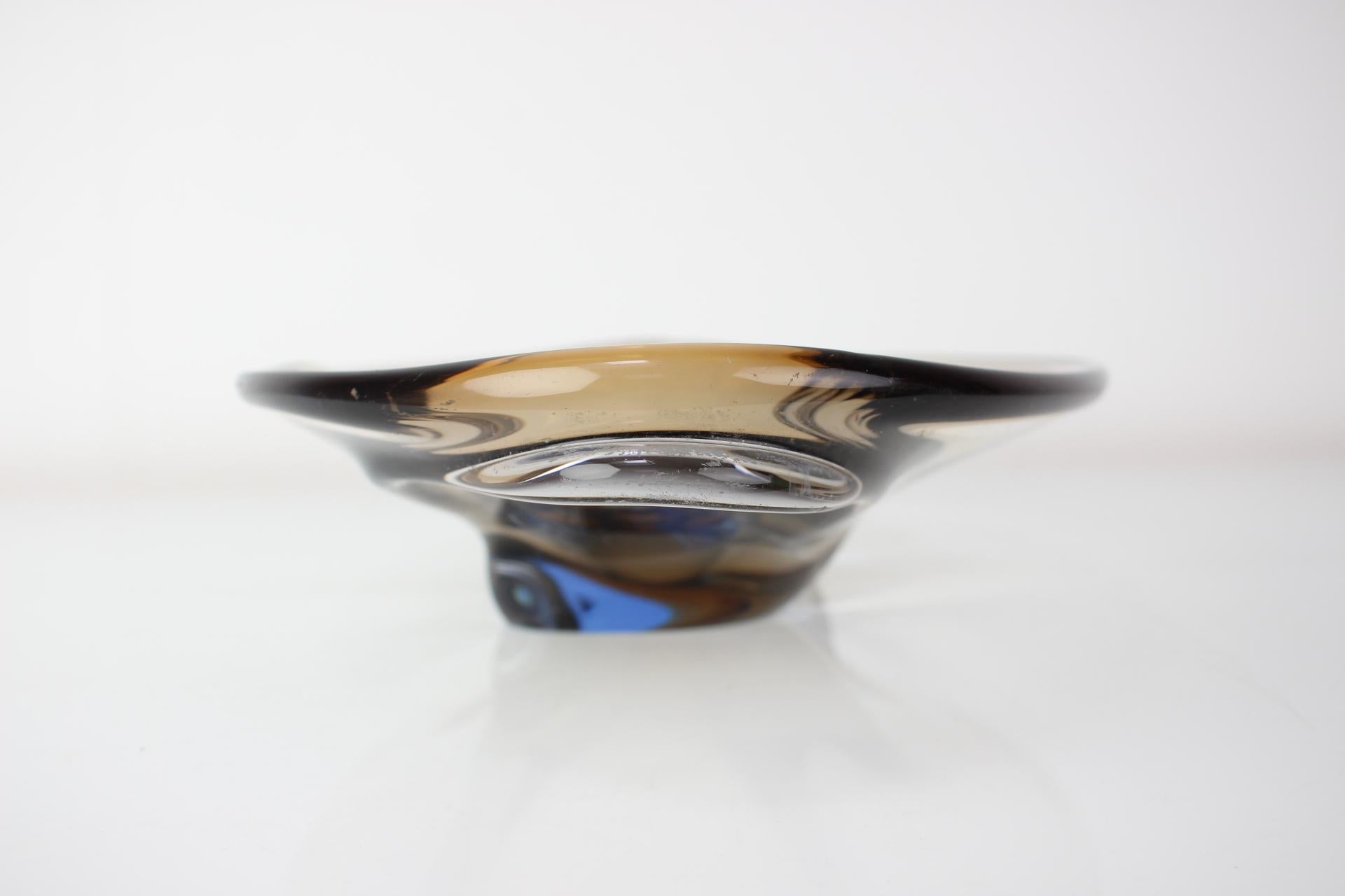 Mid-Century Modern Mid-Century Art Glass Bowl by Zelezno Borske Sklo, 1960's For Sale