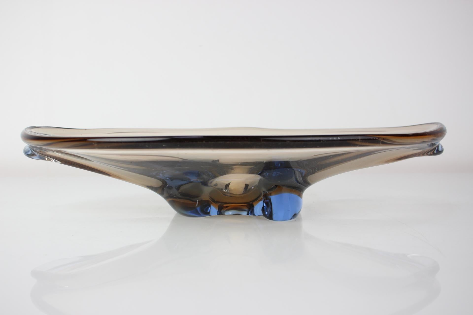 Czech Mid-Century Art Glass Bowl by Zelezno Borske Sklo, 1960's For Sale