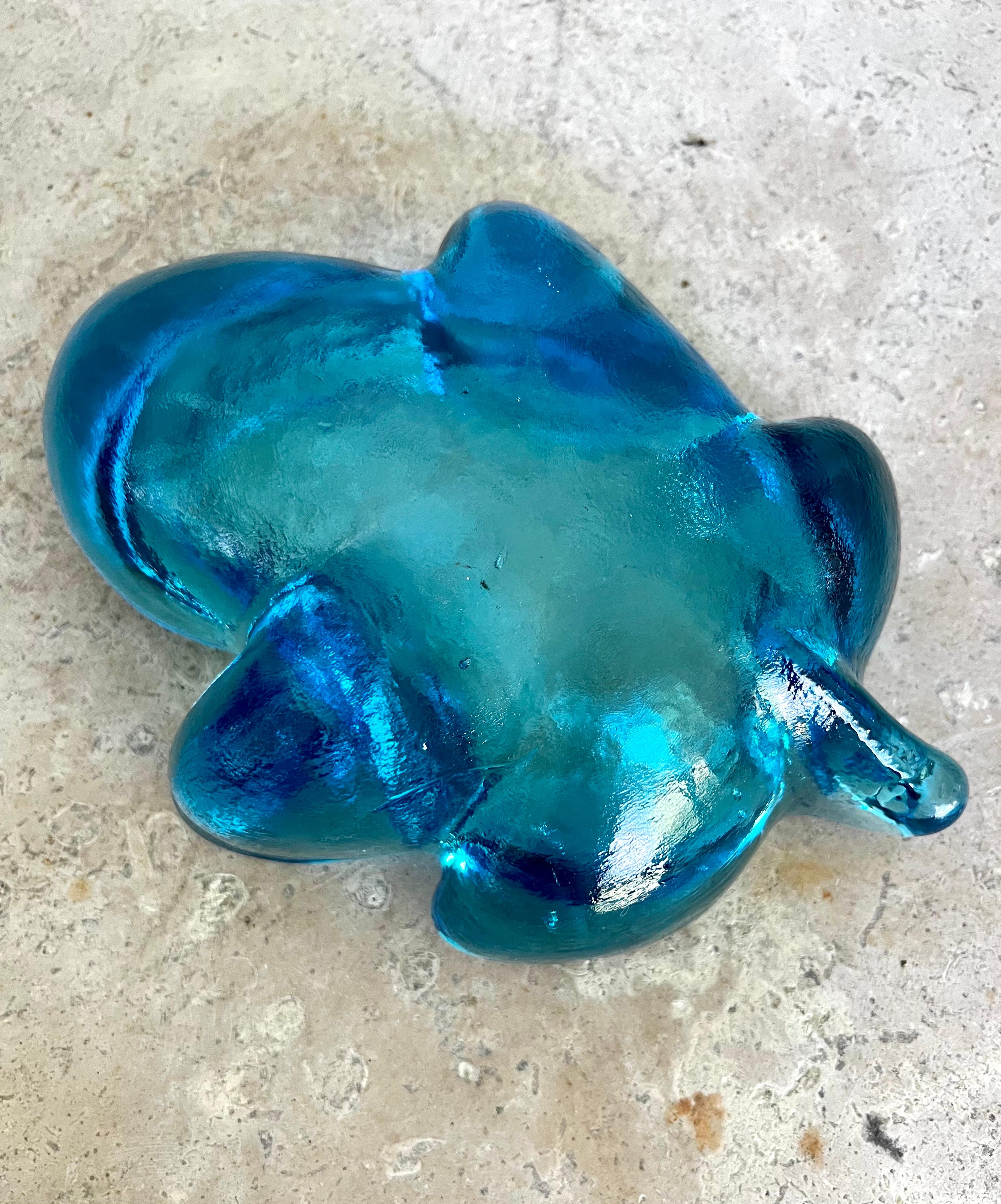 Midcentury Art Glass Turquoise Leaf Ashtray-Catch-all In Good Condition In Fort Washington, MD