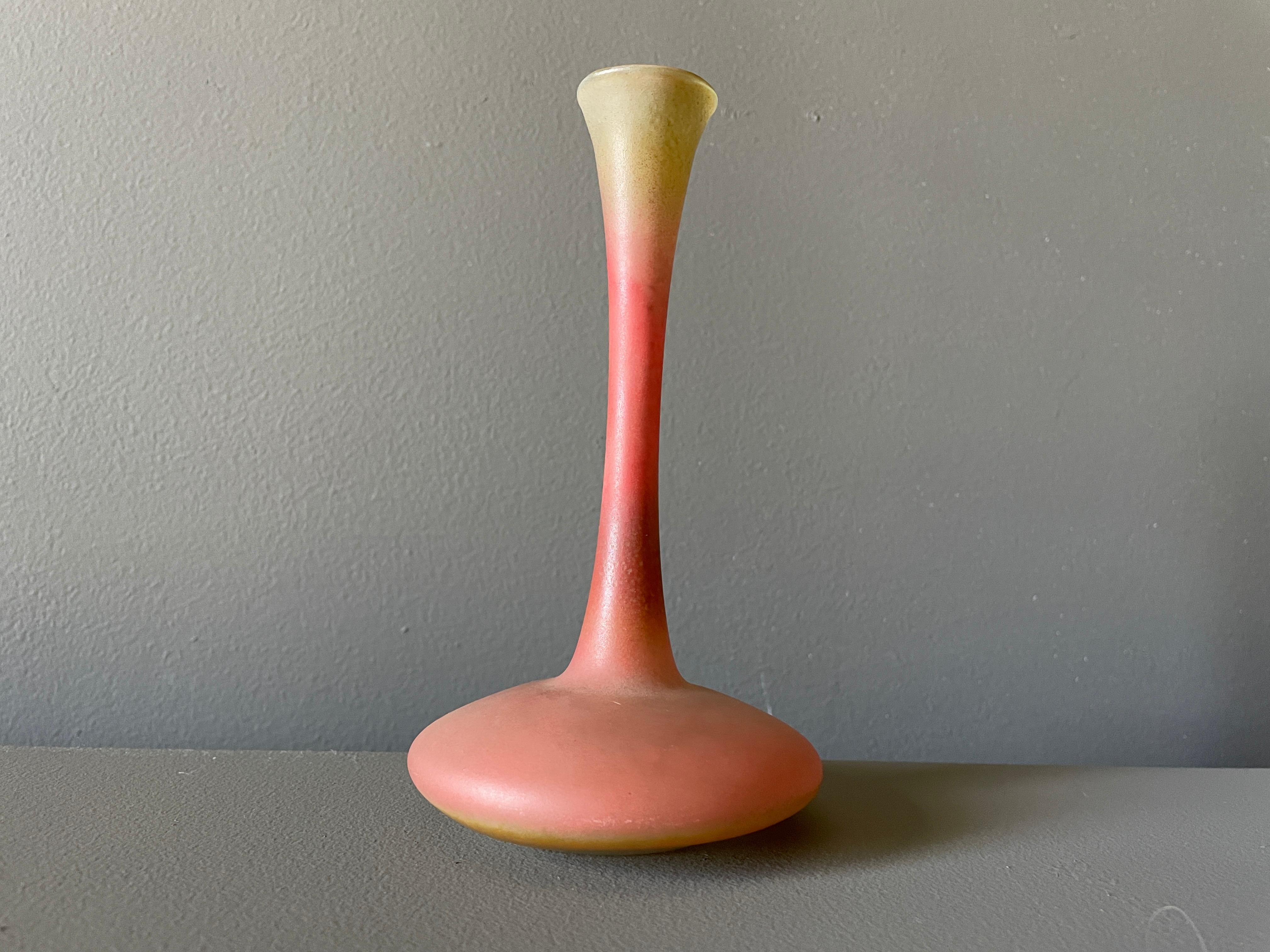 Mid Century Art Glass Vase, circa 1960s In Good Condition In Costa Mesa, CA