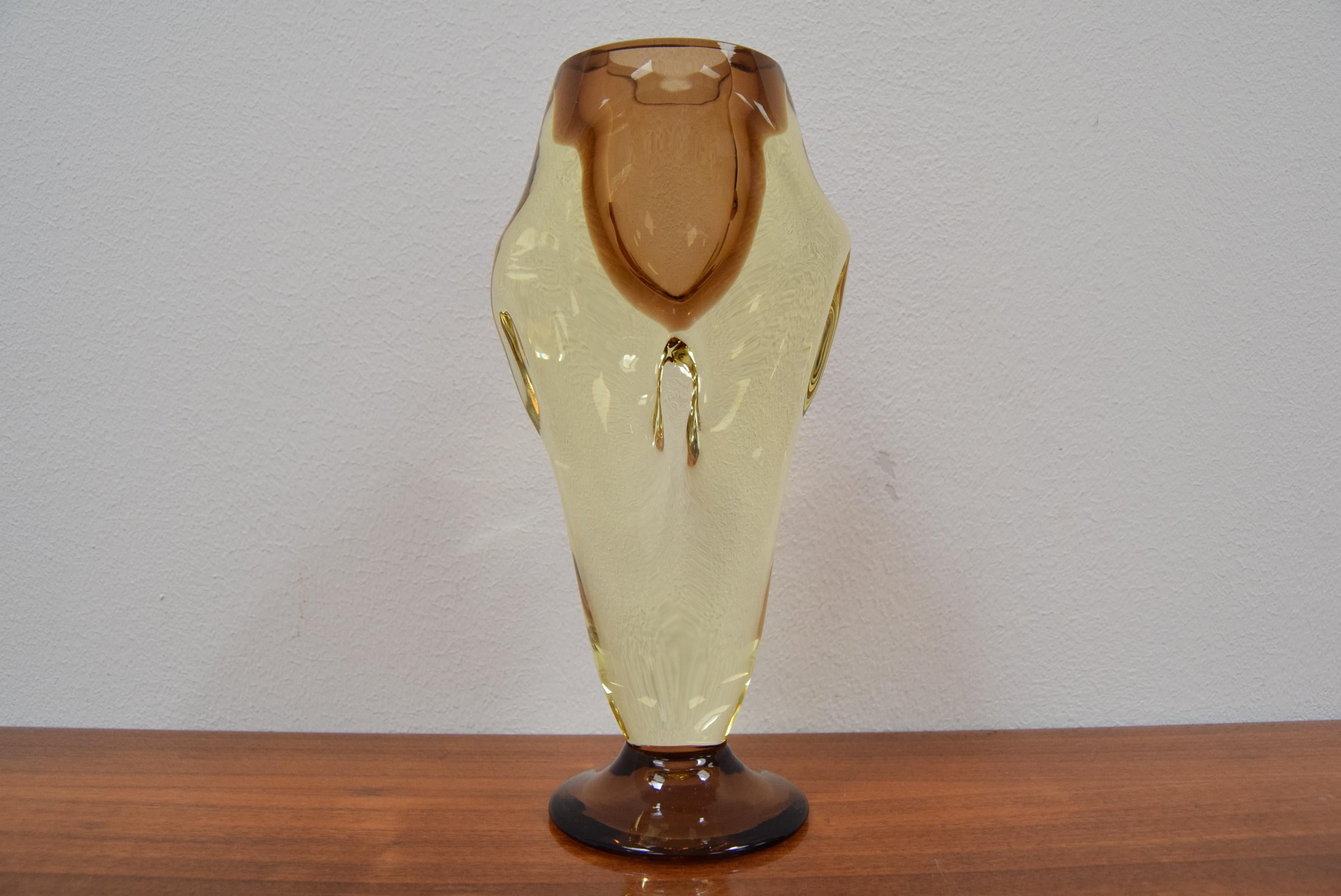 Mid-Century Art Glass Vase, Chribska, 1960's For Sale 5