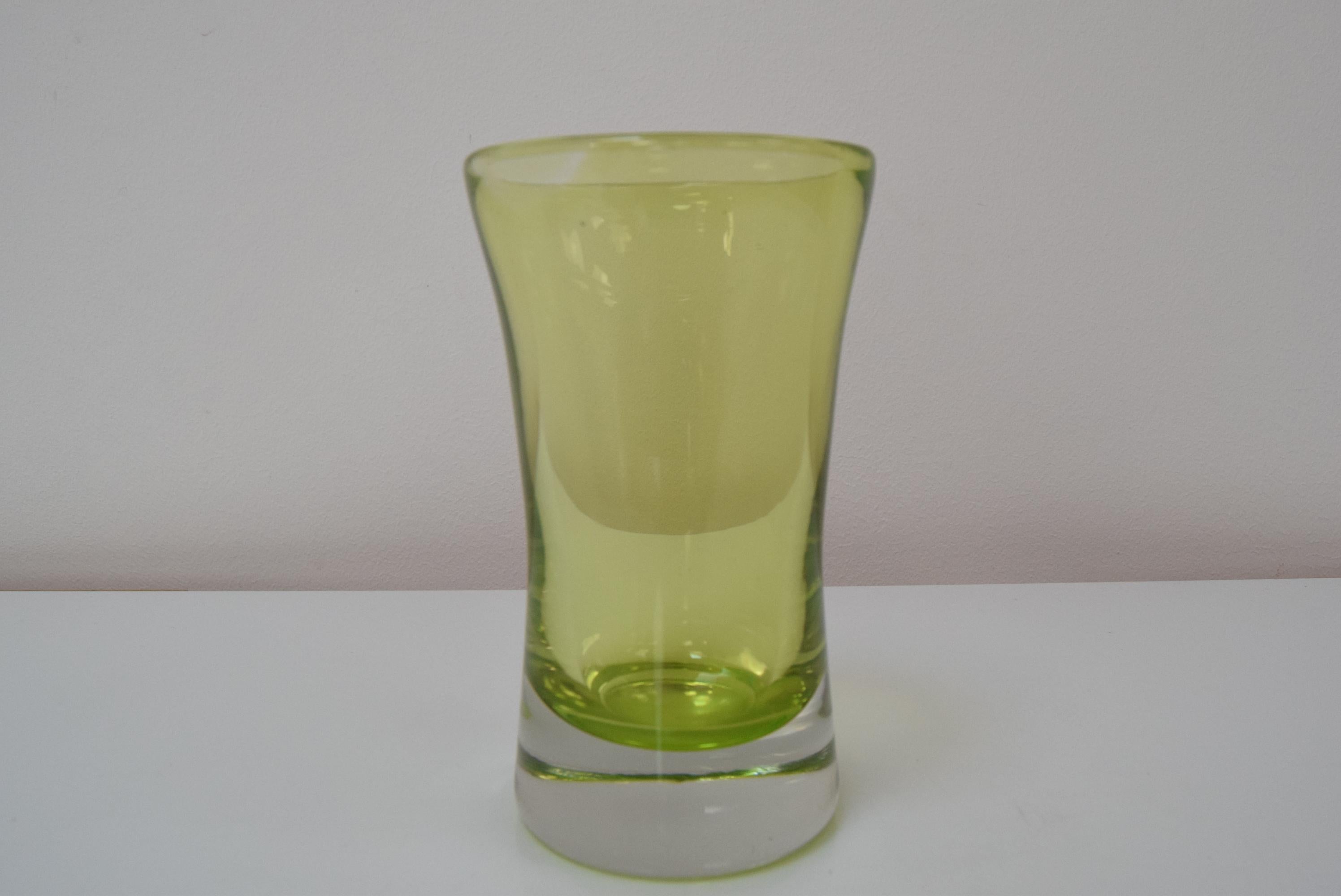 Mid-Century Modern Mid-Century Art Glass Vase, Czechoslovakia, 1960's For Sale
