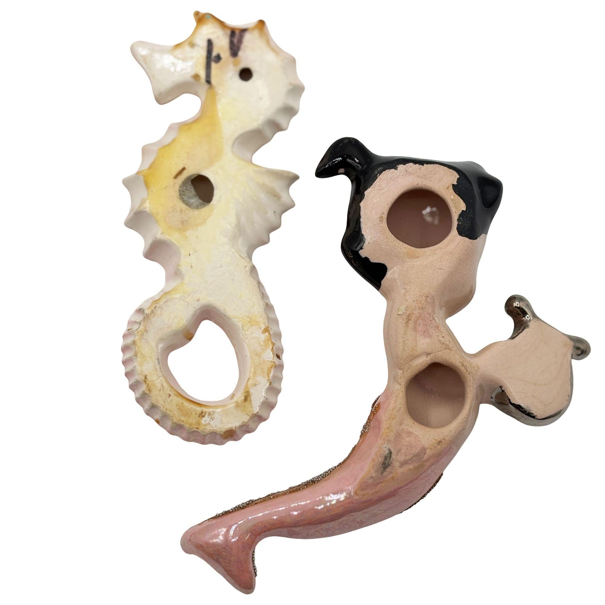 Milieu du XXe siècle Ensemble de sculptures murales sirène et hippocampe en céramique Art Pottery Mid-century en vente