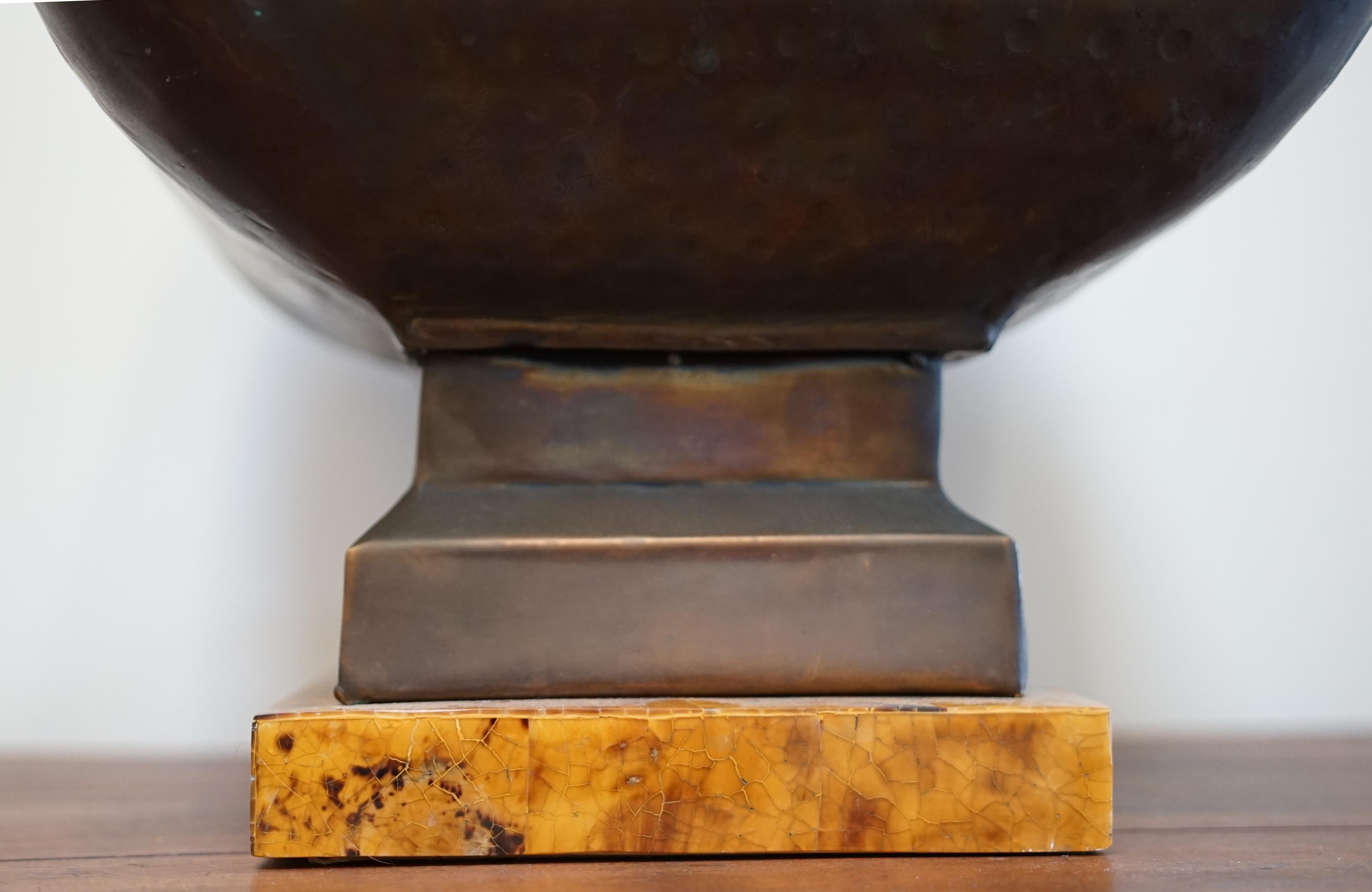 Arts and Crafts Mid-Century Art Studio Hammered Bronze Copper Table Lamp For Sale