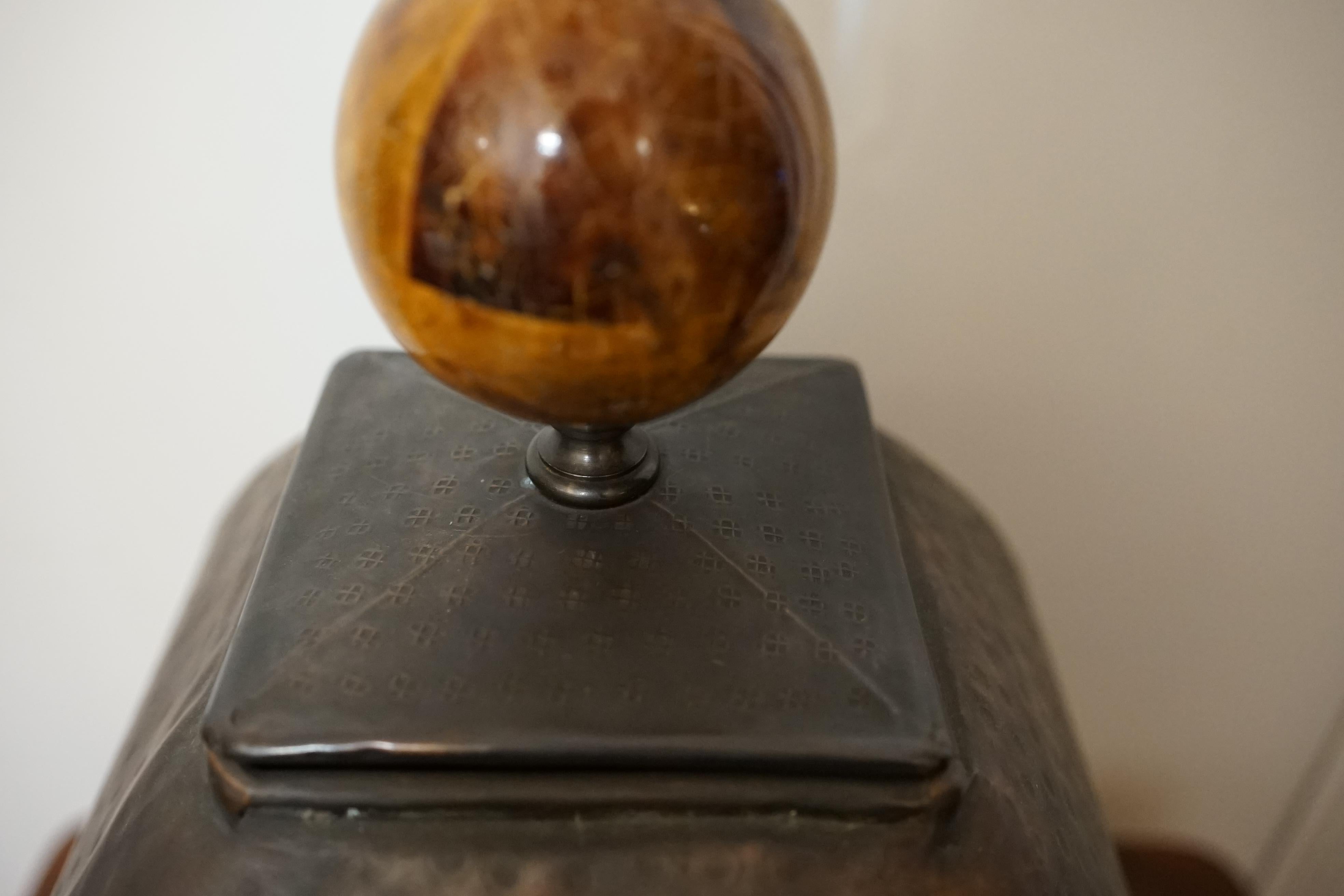 20th Century Mid-Century Art Studio Hammered Bronze Copper Table Lamp For Sale
