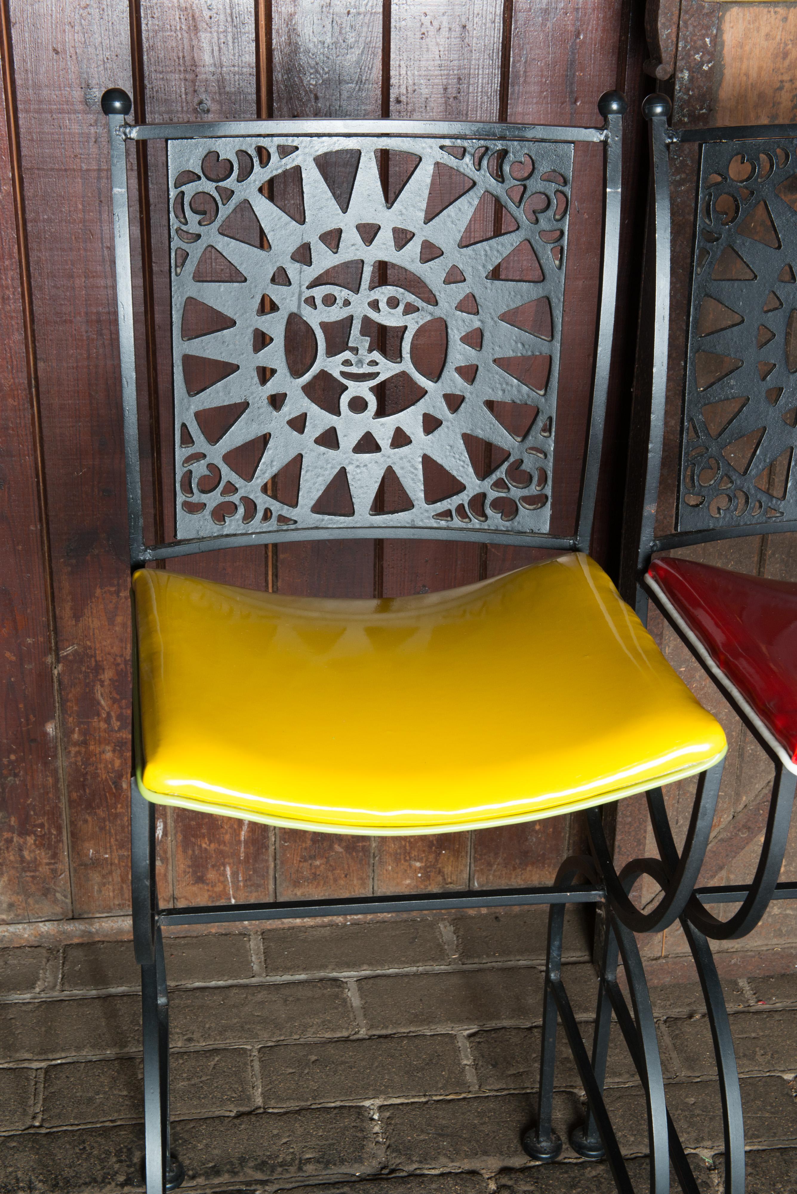 Mid Century Arthur Umanoff Mayan Sun Bar Stools In Good Condition For Sale In Stamford, CT