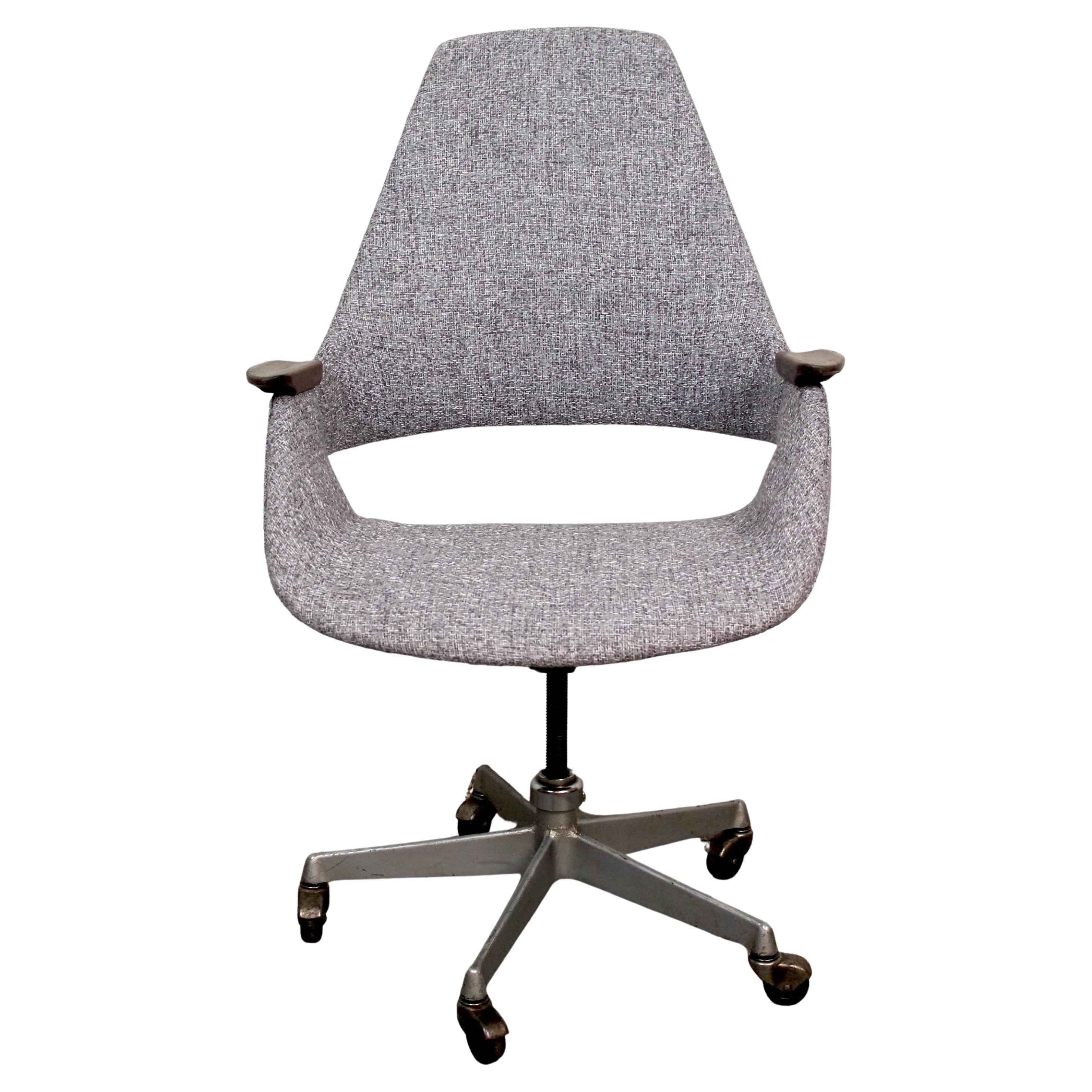 Sedia da scrivania di metà secolo Arthur Umanoff "Star Trek" di Madison Furniture
