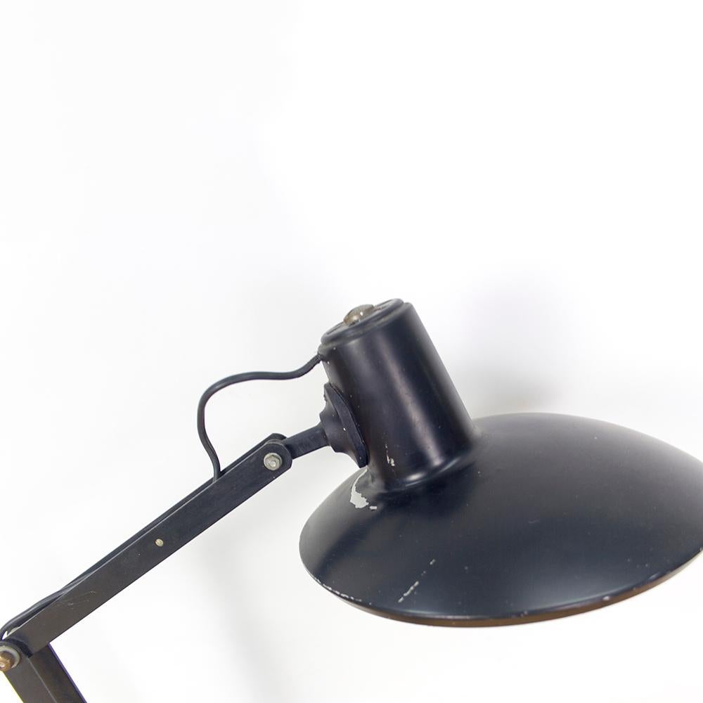 articulated lamp
