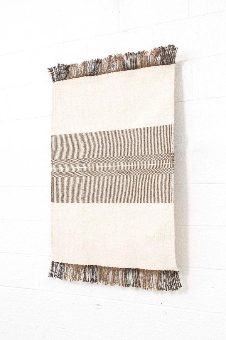 Handgewebter Wollteppich mit Akzent aus der Mitte des Jahrhunderts (Moderne der Mitte des Jahrhunderts) im Angebot