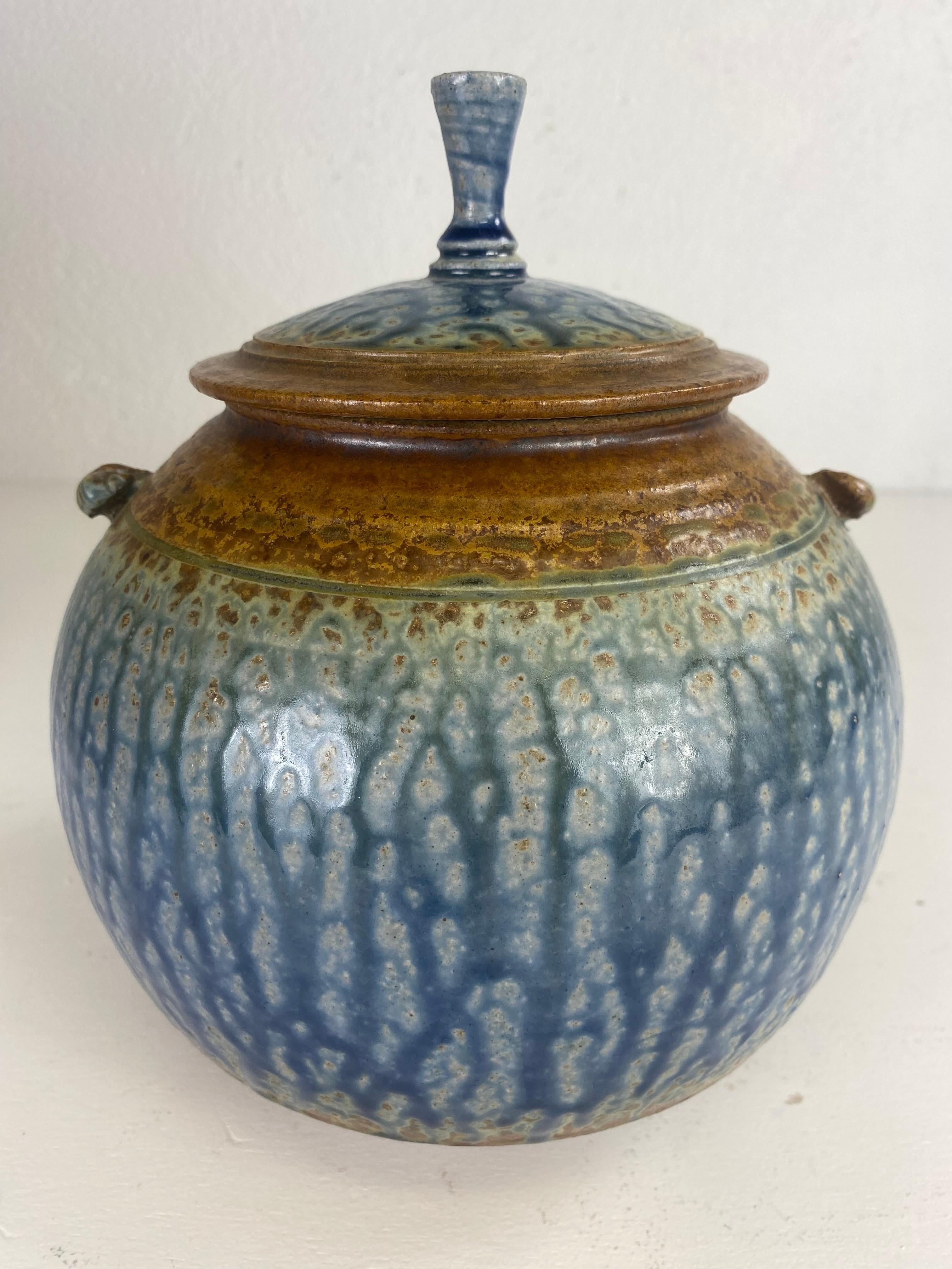 Jh. Studio Pottery Jar mit Deckel. im Angebot 3